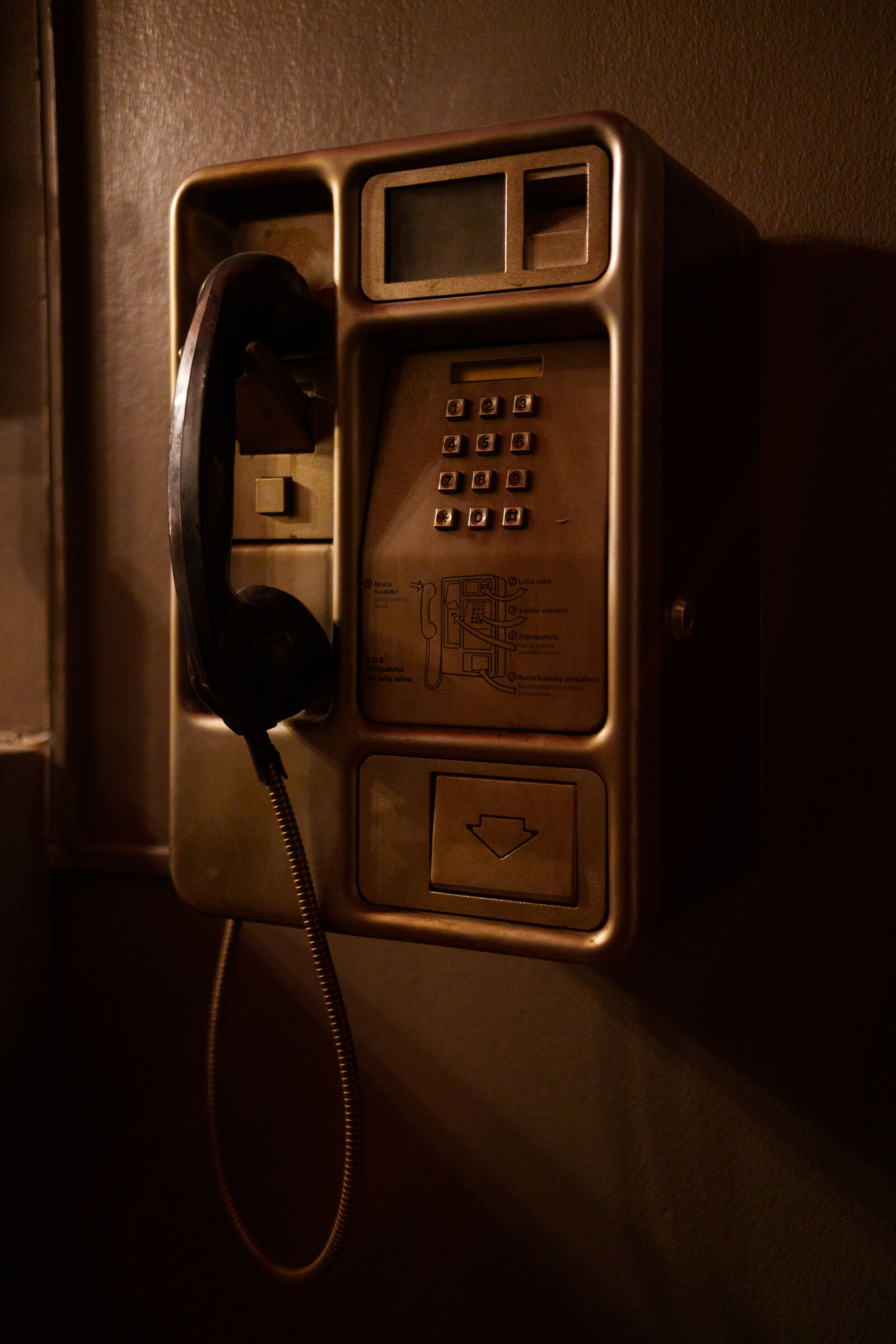 Sony a7R V sample photo. Old phone photography