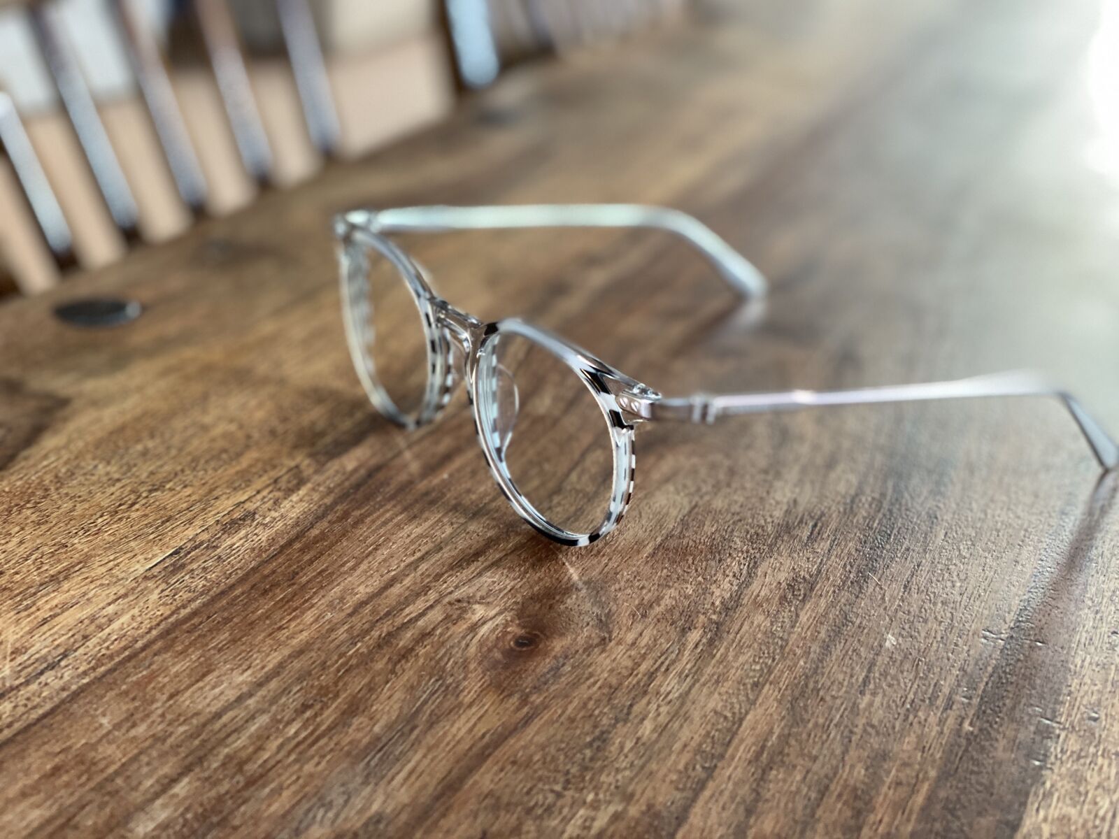 Apple iPhone 11 Pro + iPhone 11 Pro back dual camera 6mm f/2 sample photo. Glasses, frame, glasses on photography