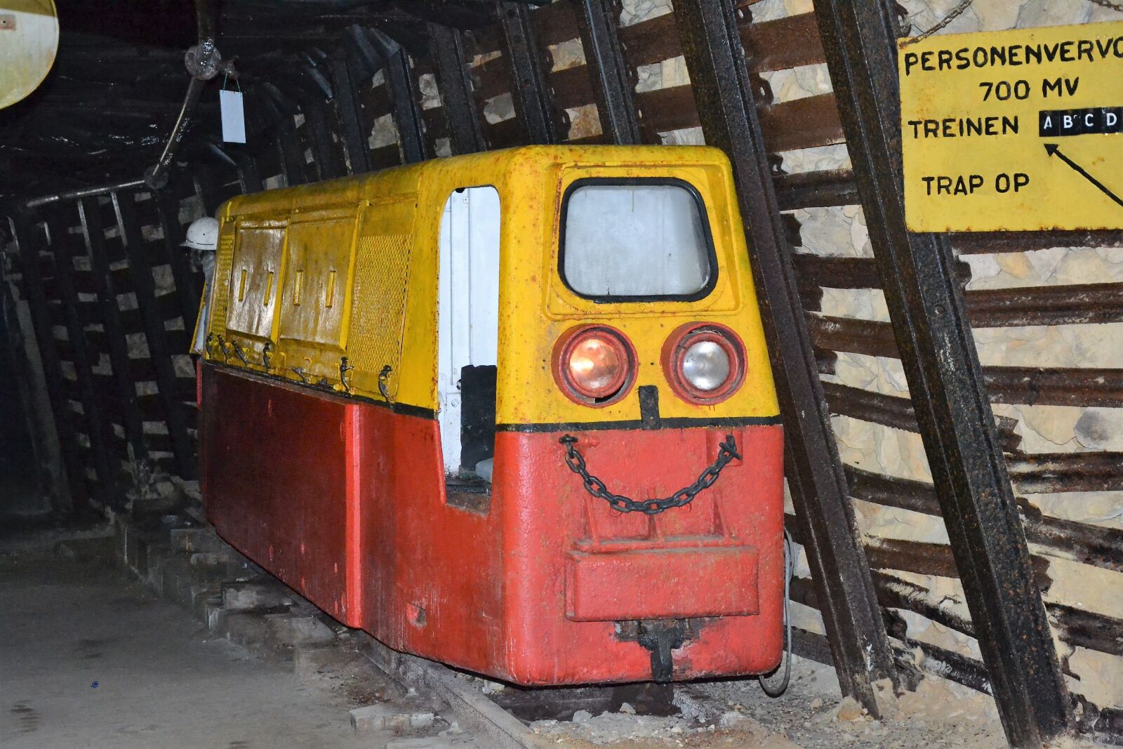 Nikon D3100 sample photo. Passenger transport, my, valkenburg photography