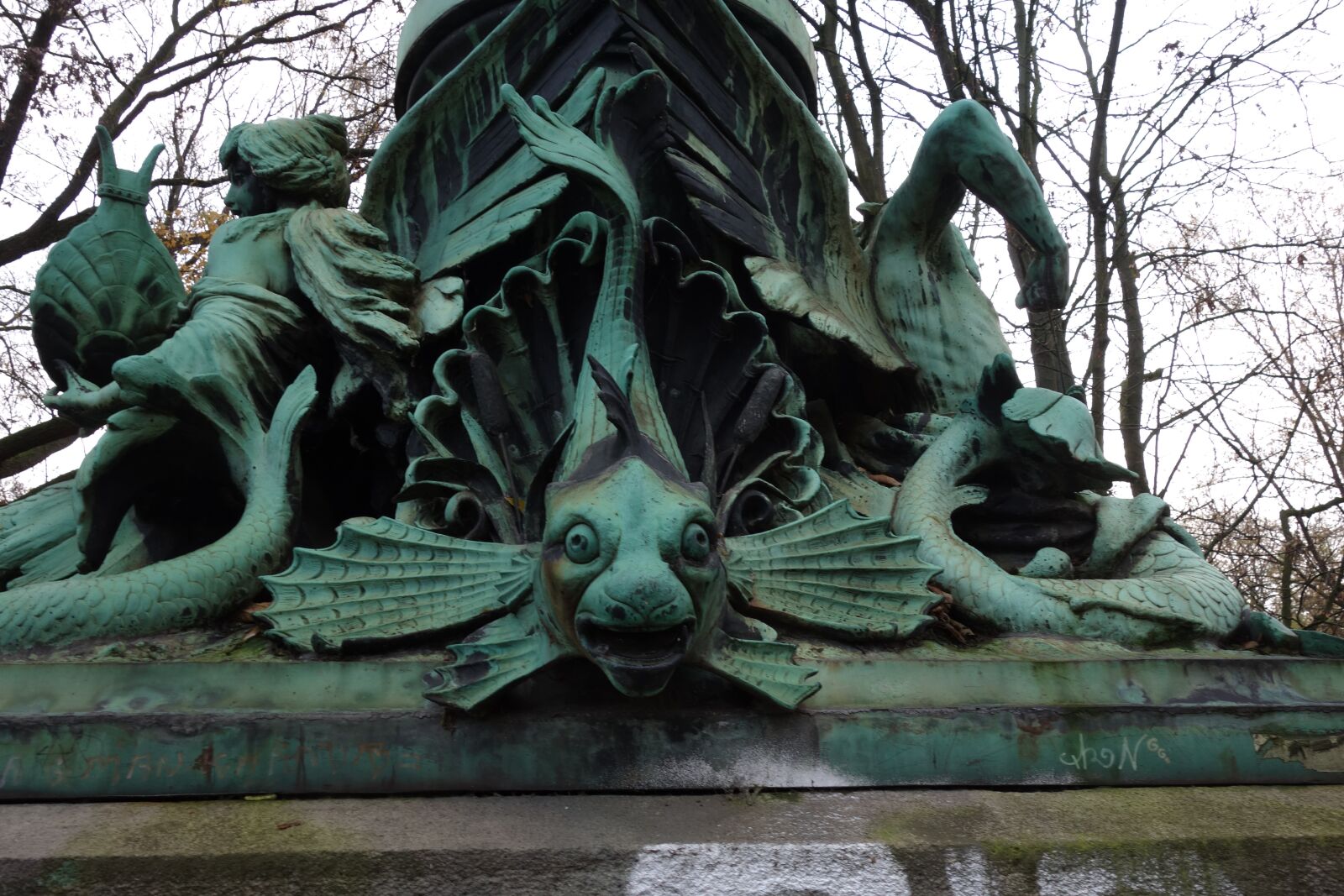 Sony Cyber-shot DSC-RX100 sample photo. Sculpture, fish, plastic photography