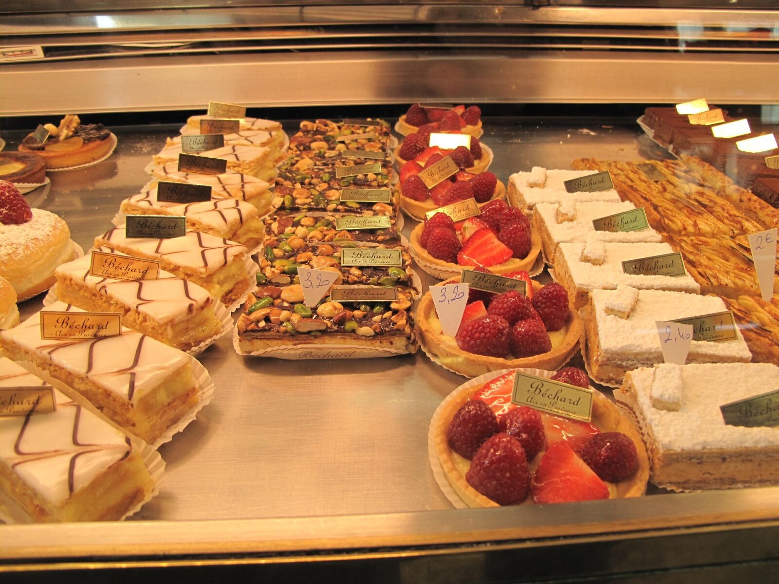 Canon PowerShot G10 sample photo. Patisserie, baked goods, pastry photography