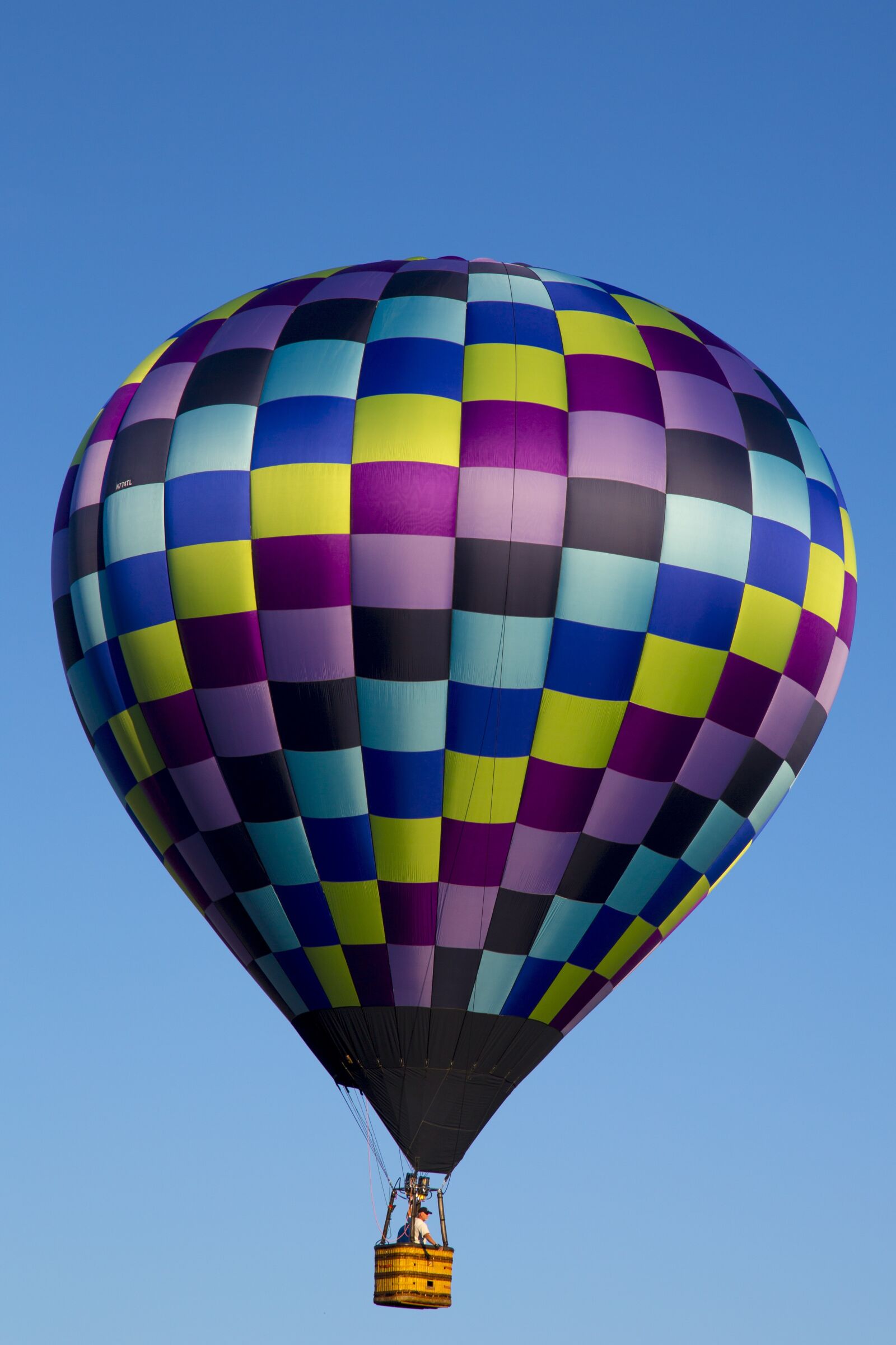Canon EF 24-105mm F4L IS USM sample photo. Hot air balloon, sky photography