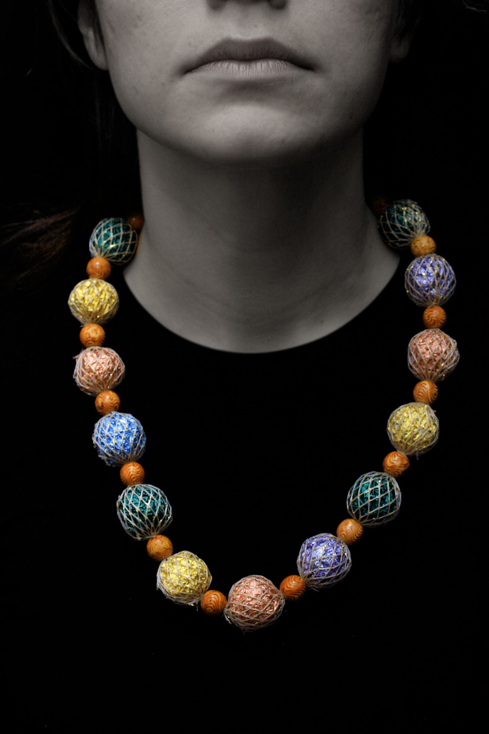 Canon EOS 40D sample photo. Woman, necklace, jewelry photography