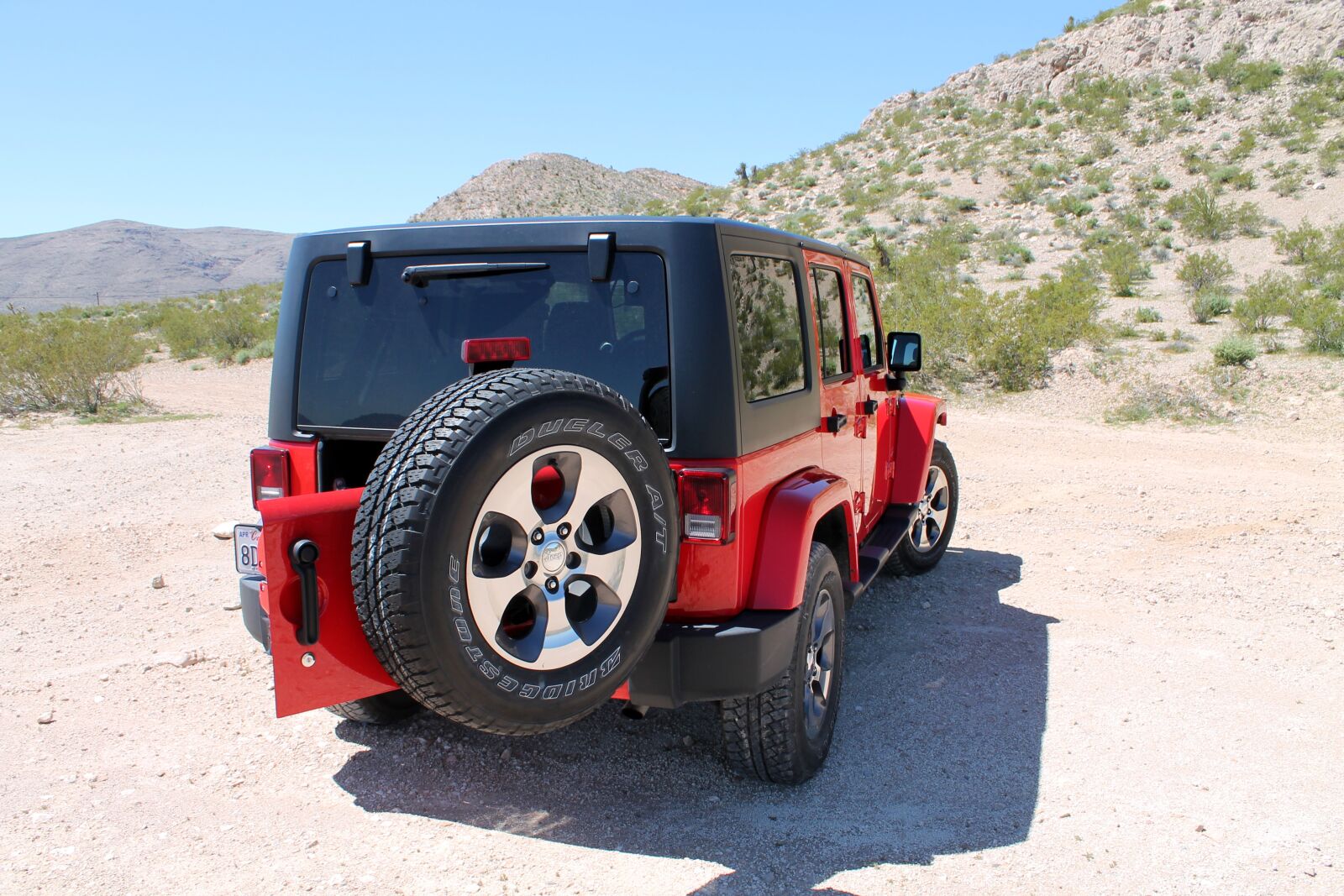 Canon EOS 1100D (EOS Rebel T3 / EOS Kiss X50) sample photo. Jeep, wrangler, off-road photography