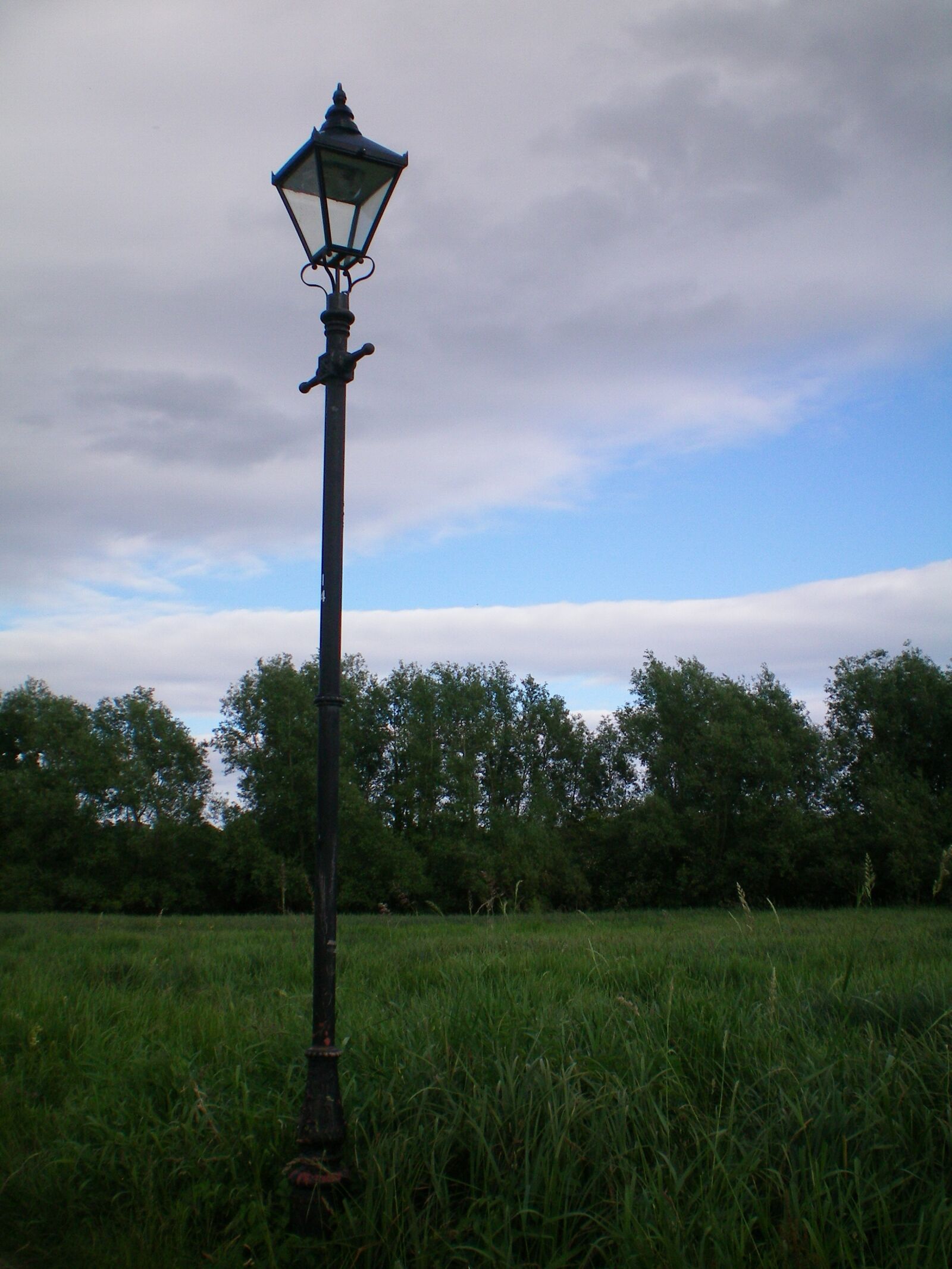 Kodak EASYSHARE M873 ZOOM DIGITAL CAMERA sample photo. Oxford, england, nature photography