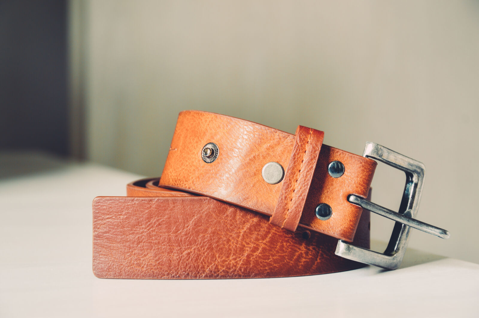 Nikon D3200 sample photo. Brown, leather, belt photography