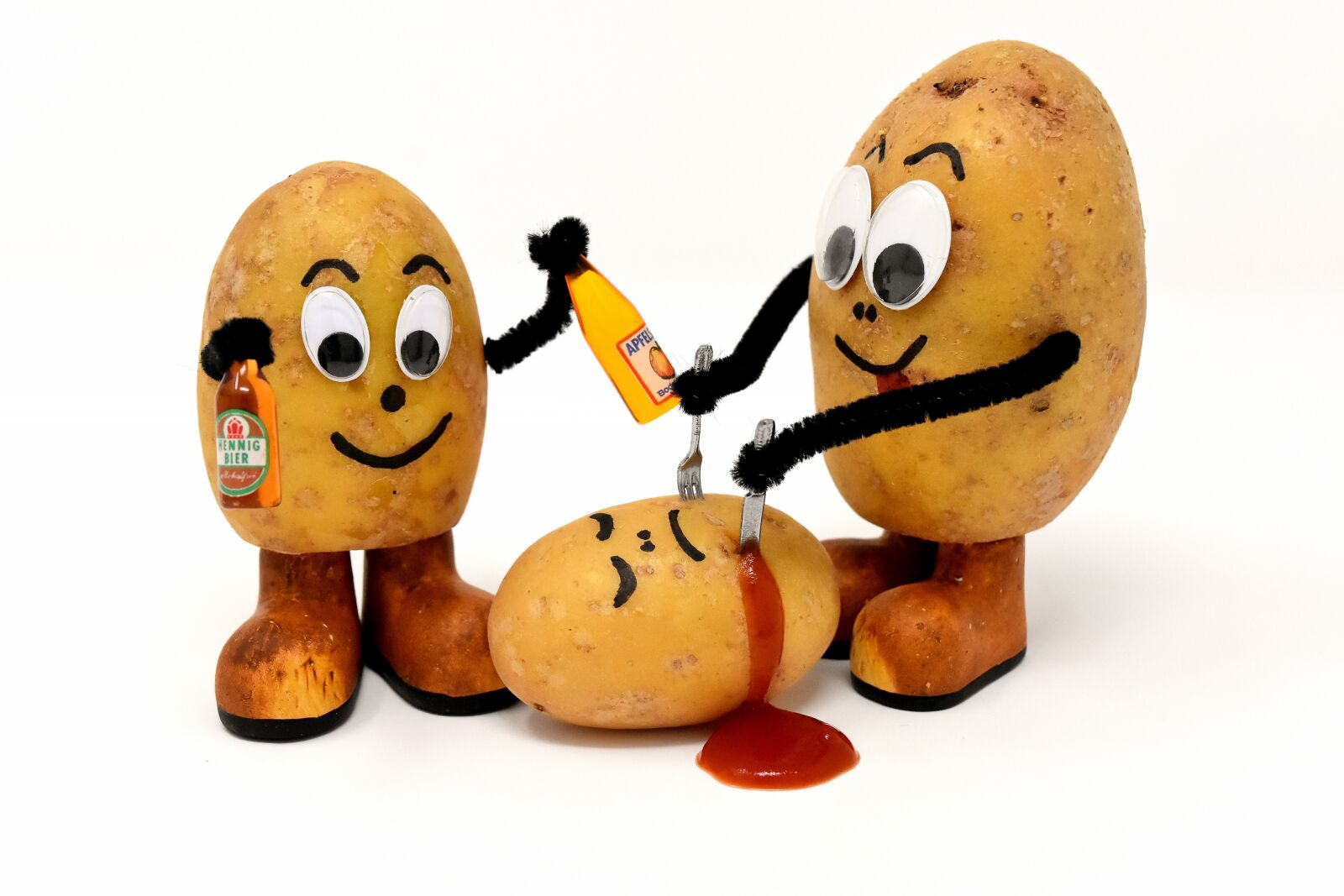 Nikon D7200 sample photo. Cannibals, funny, potatoes photography
