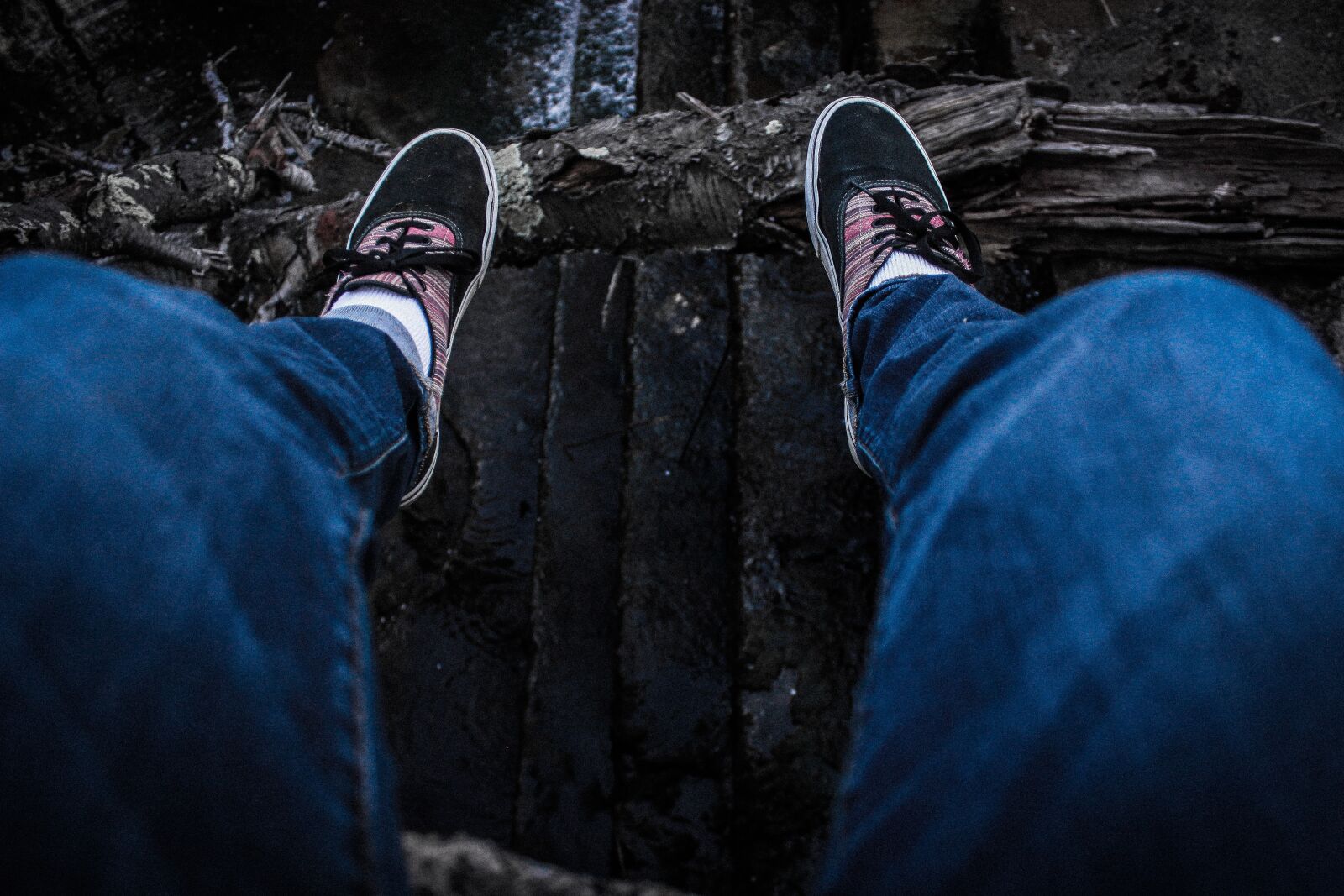 Canon EOS 600D (Rebel EOS T3i / EOS Kiss X5) sample photo. Cliff, dam, denim photography