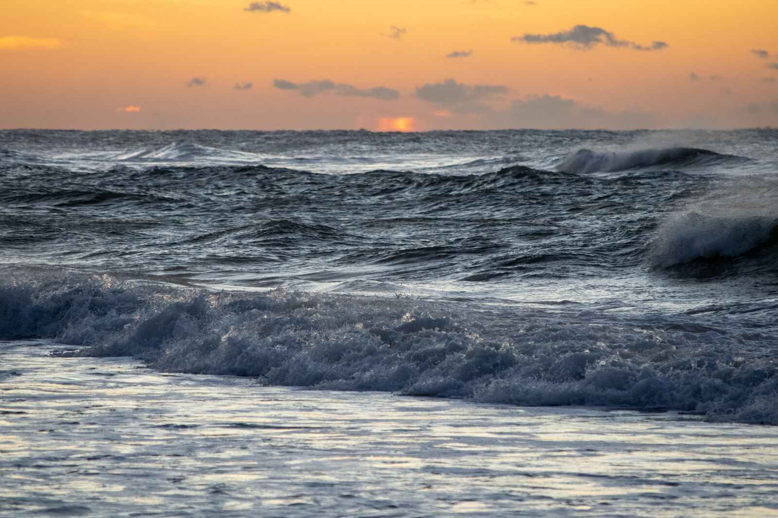 Nikon D3300 sample photo. Beach, dawn, surf photography