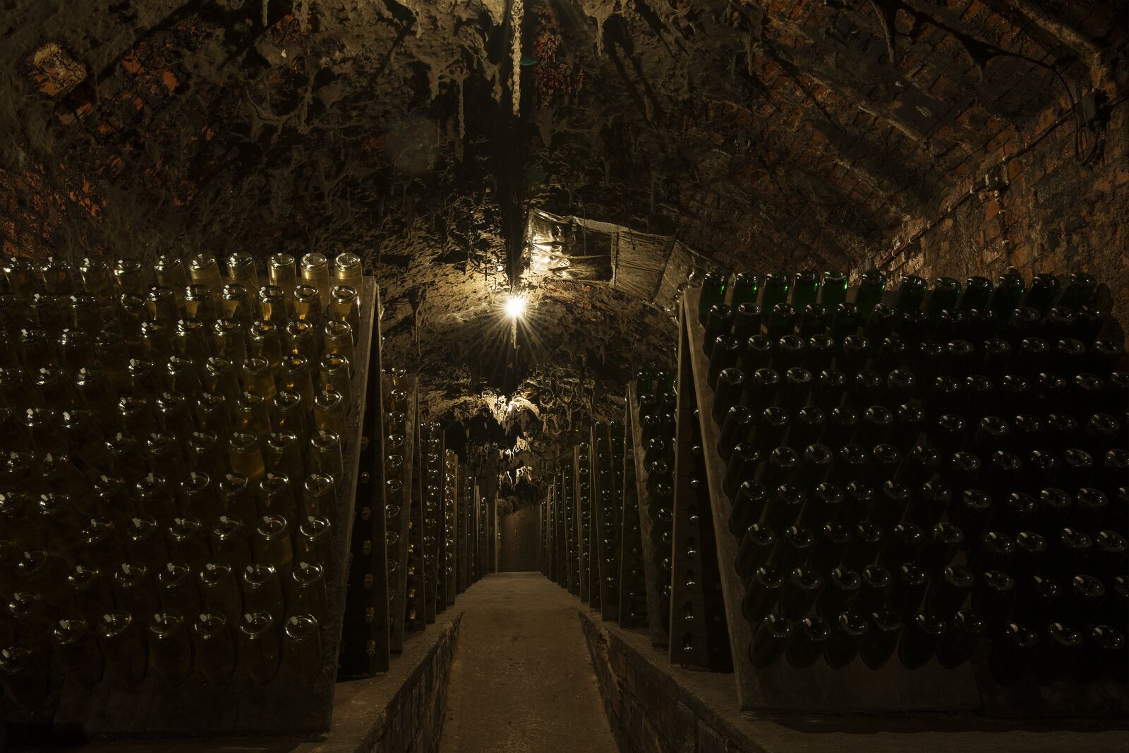 Nikon D3S sample photo. S, sundays, caves photography