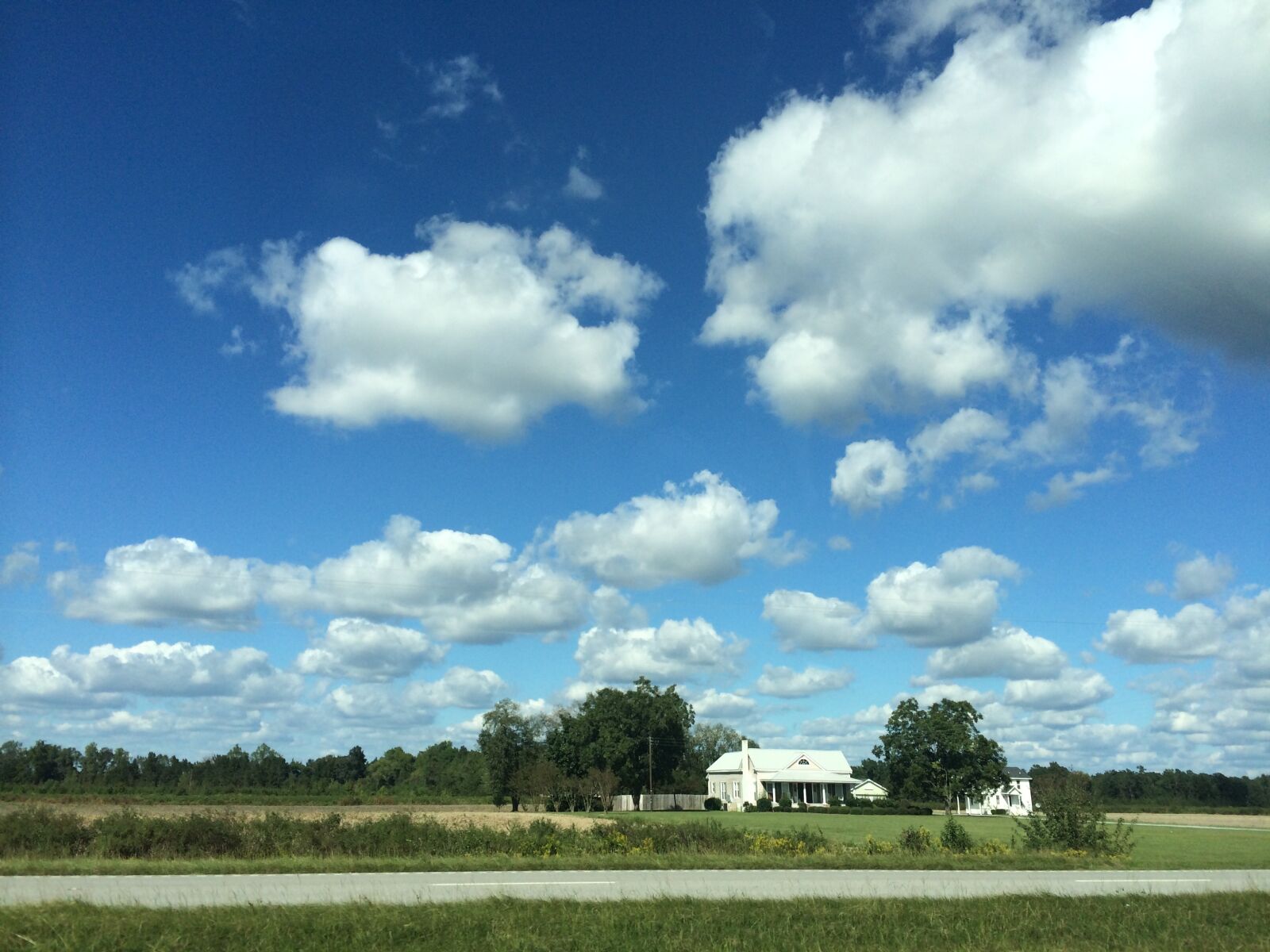 Apple iPhone 5s sample photo. Farm, house, sky photography
