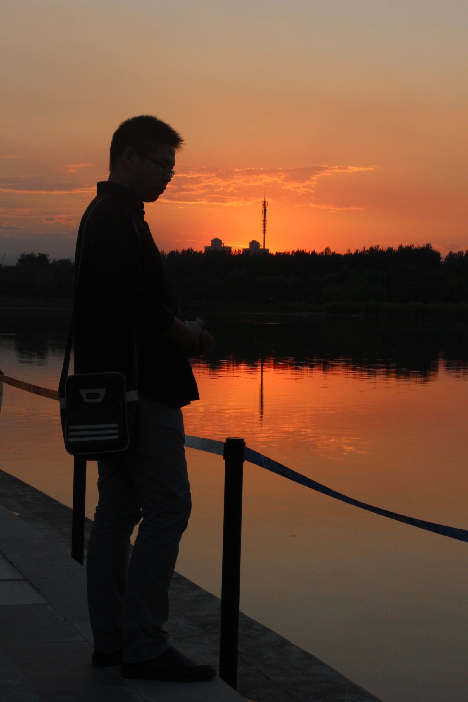Canon EOS 600D (Rebel EOS T3i / EOS Kiss X5) sample photo. Orson, sunset, personal photography