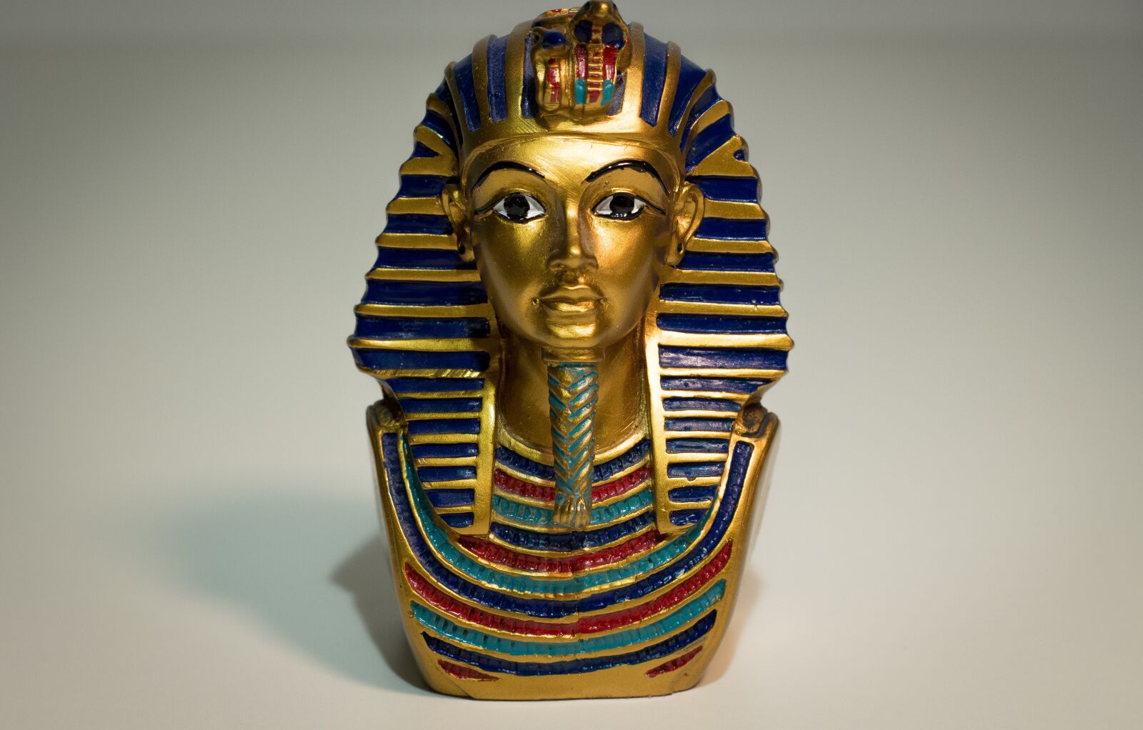Canon EOS 700D (EOS Rebel T5i / EOS Kiss X7i) sample photo. Tutankhamun, pharaoh, egyptian photography
