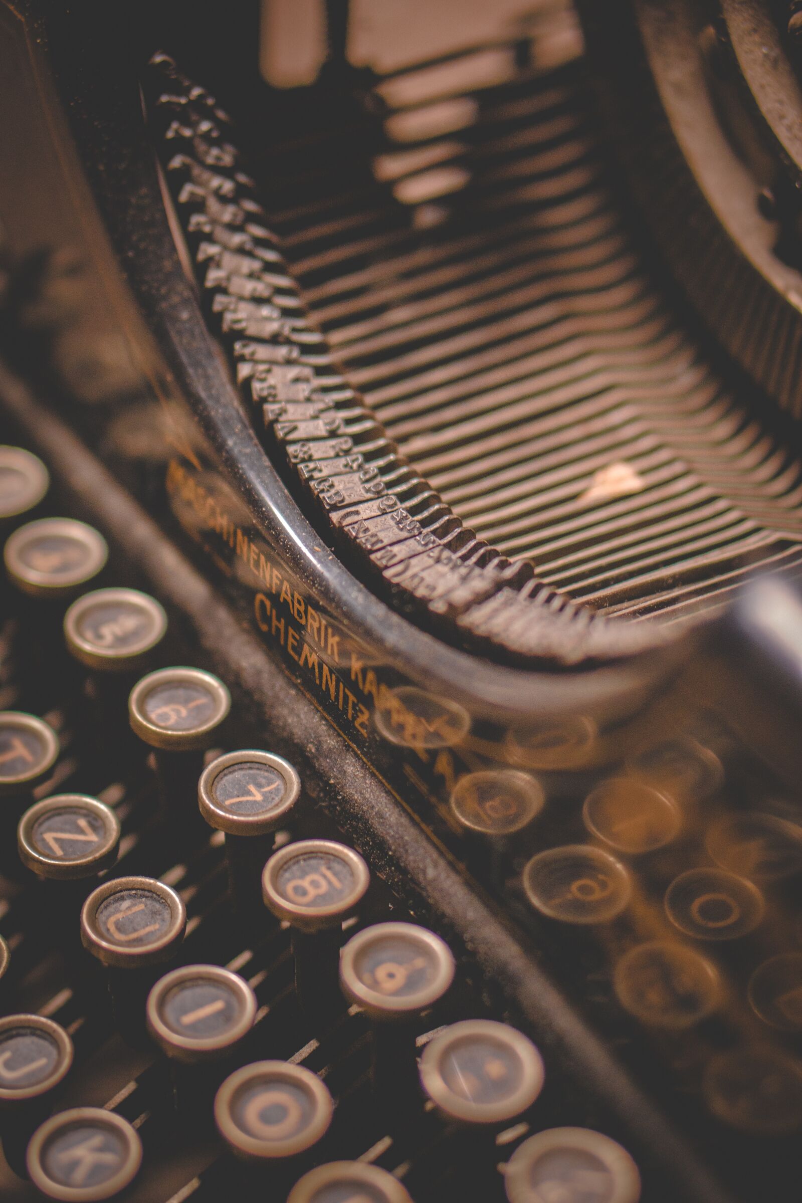 E 50mm F1.8 OSS sample photo. Typewriter, writing, text photography