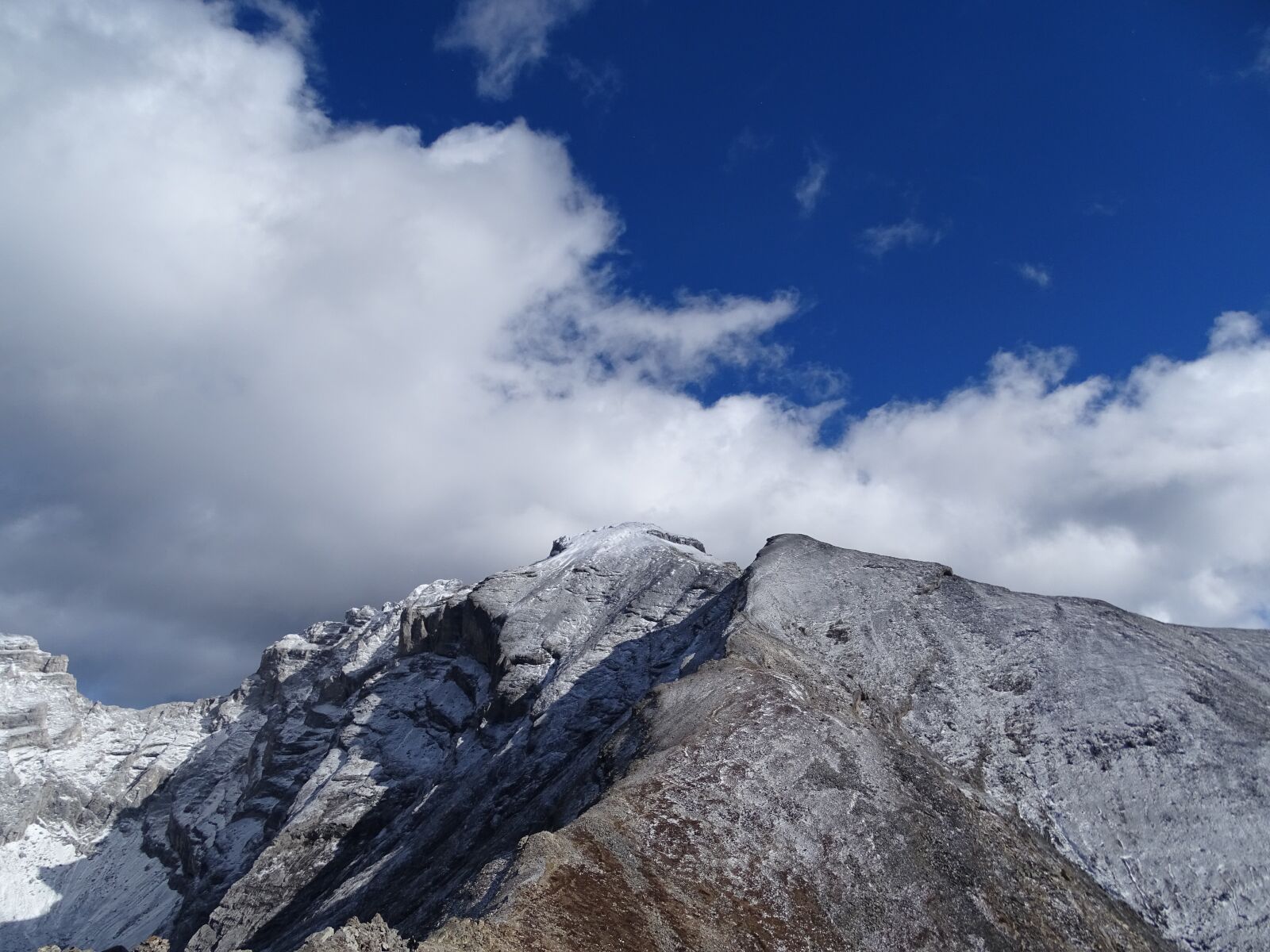 Sony Cyber-shot DSC-HX400V sample photo. Mountain, cascade mountain, wild photography