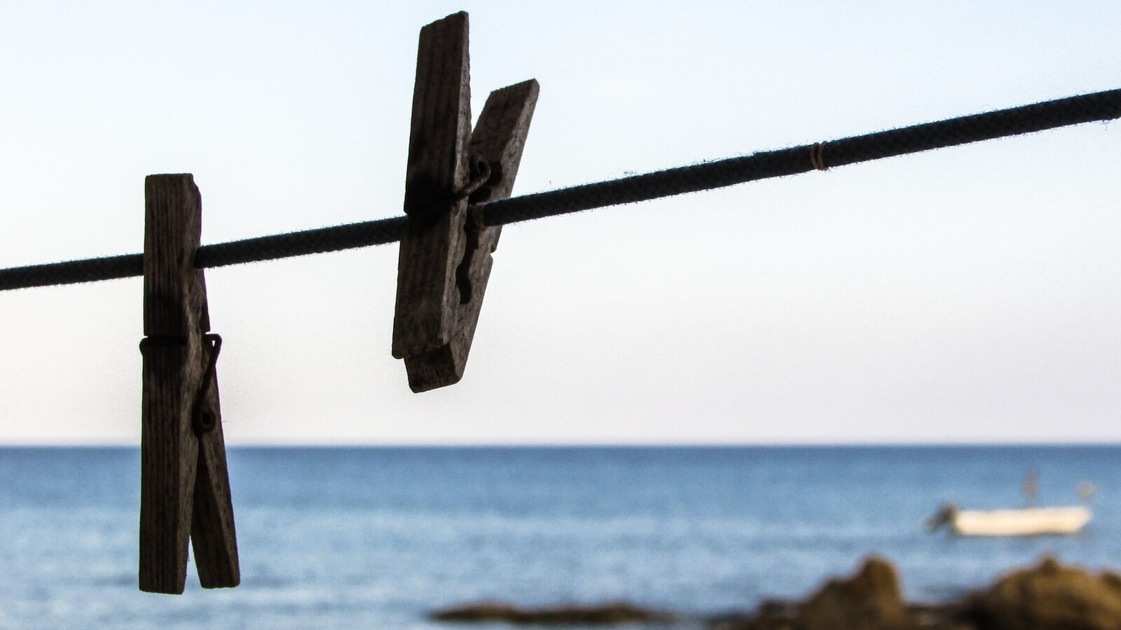 Canon PowerShot SX400 IS sample photo. Clothes pin, camping, beach photography