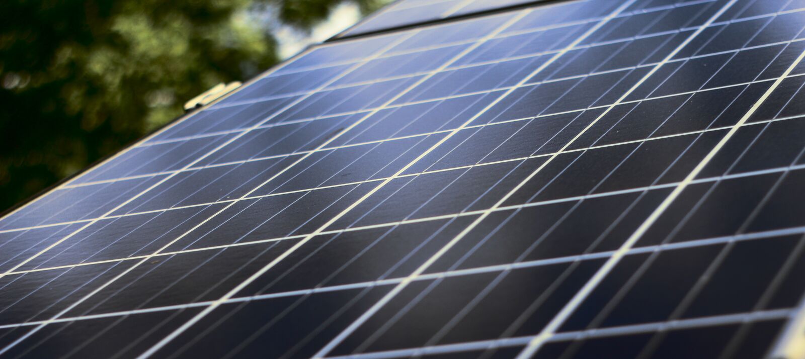 Canon EOS 600D (Rebel EOS T3i / EOS Kiss X5) sample photo. Solar cell, energy, photovoltaic photography