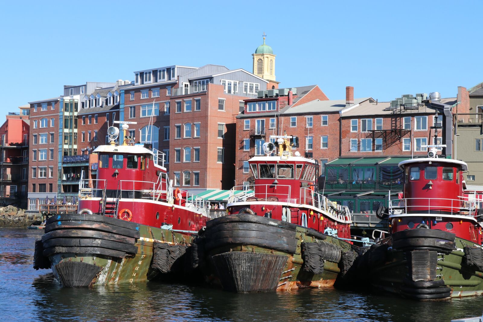 Canon EOS 80D sample photo. Tug boats portsmouth harbor photography