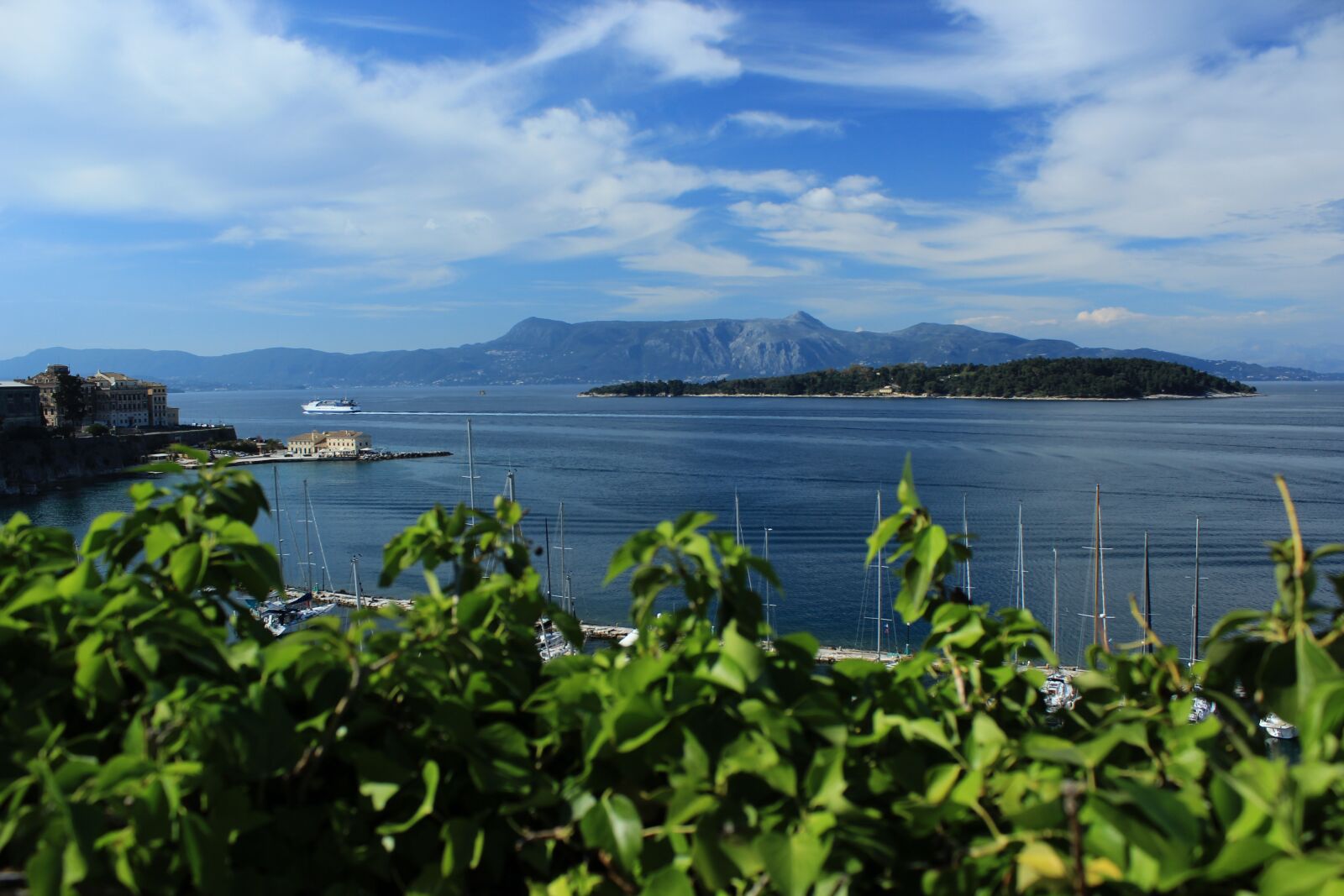 Canon EOS 600D (Rebel EOS T3i / EOS Kiss X5) sample photo. Greece, corfu, sea photography