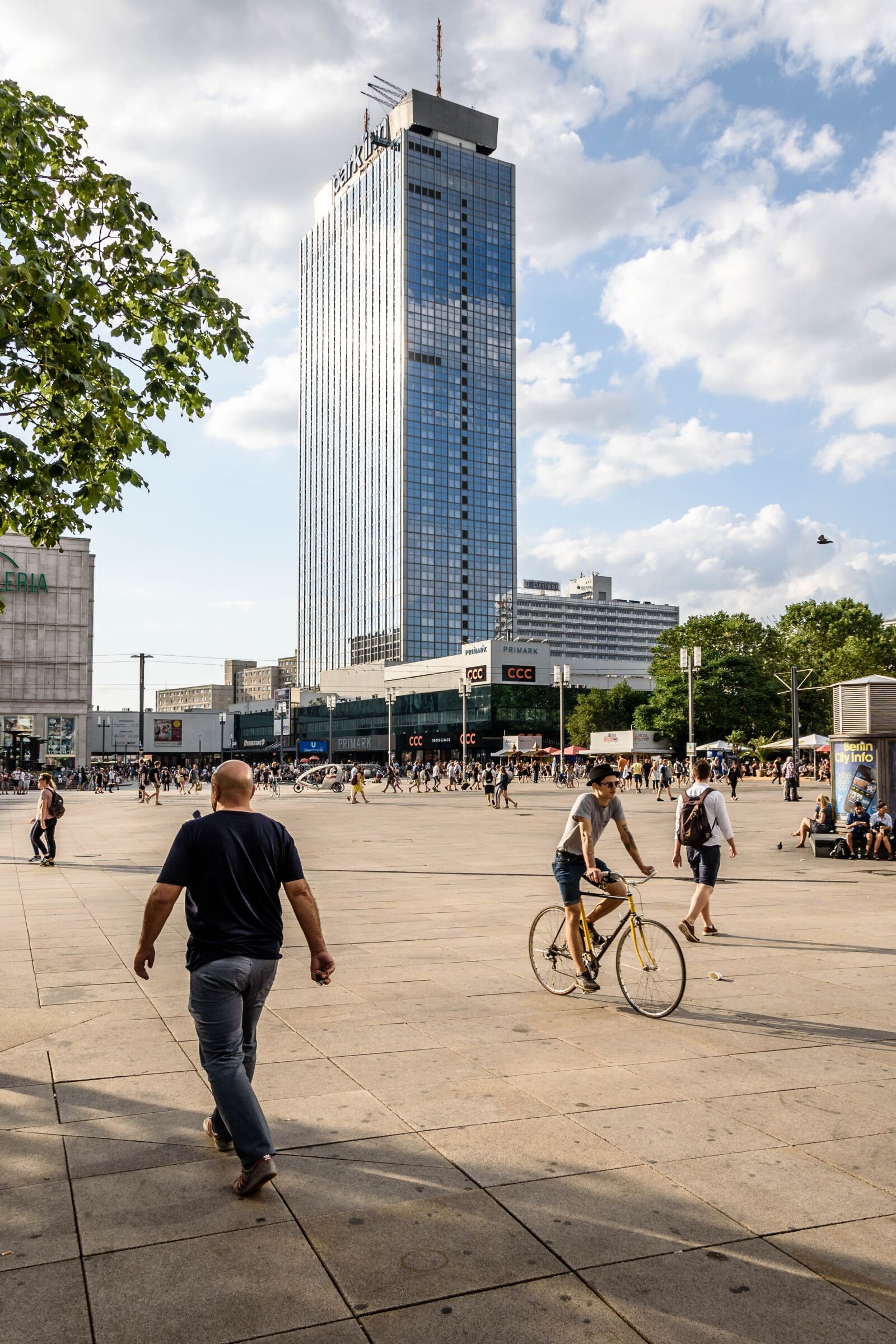 Nikon D750 sample photo. Berlin, architecture, modern architecture photography
