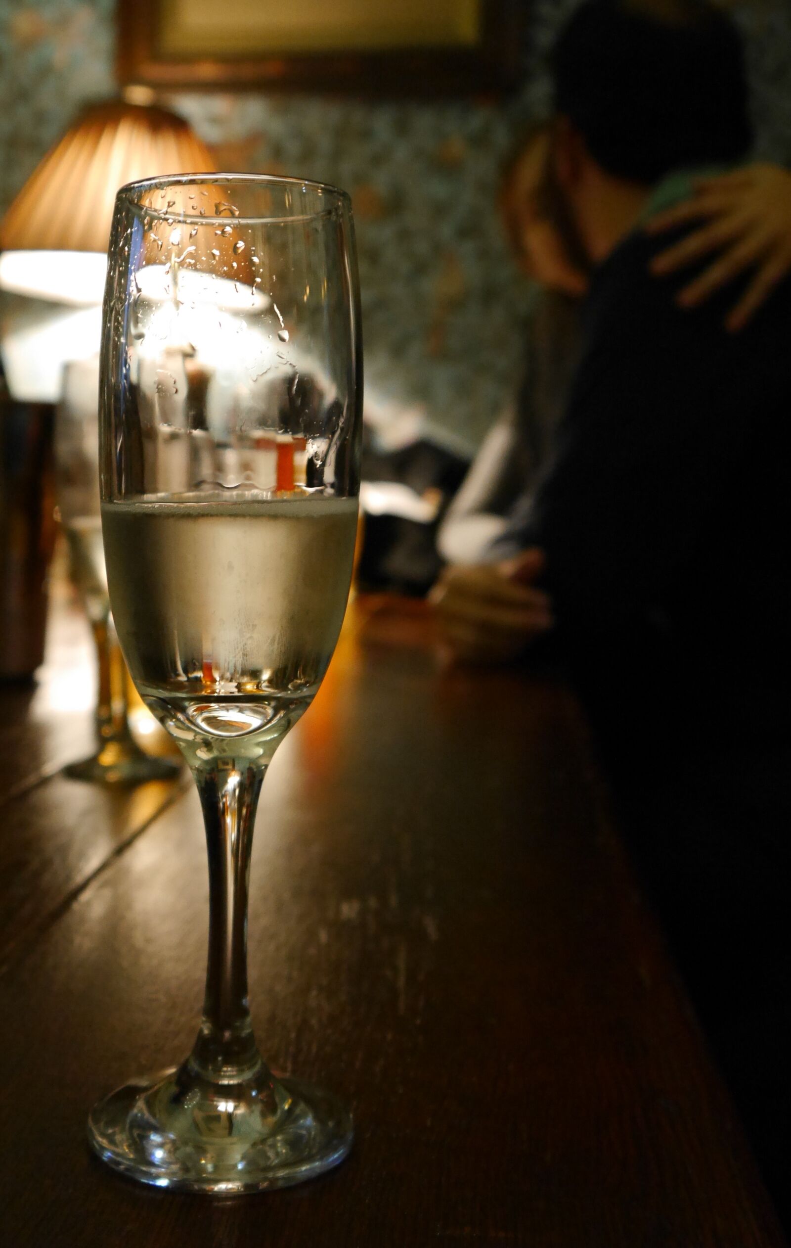 Panasonic Lumix DMC-G6 sample photo. Celebration, champagne, couple photography