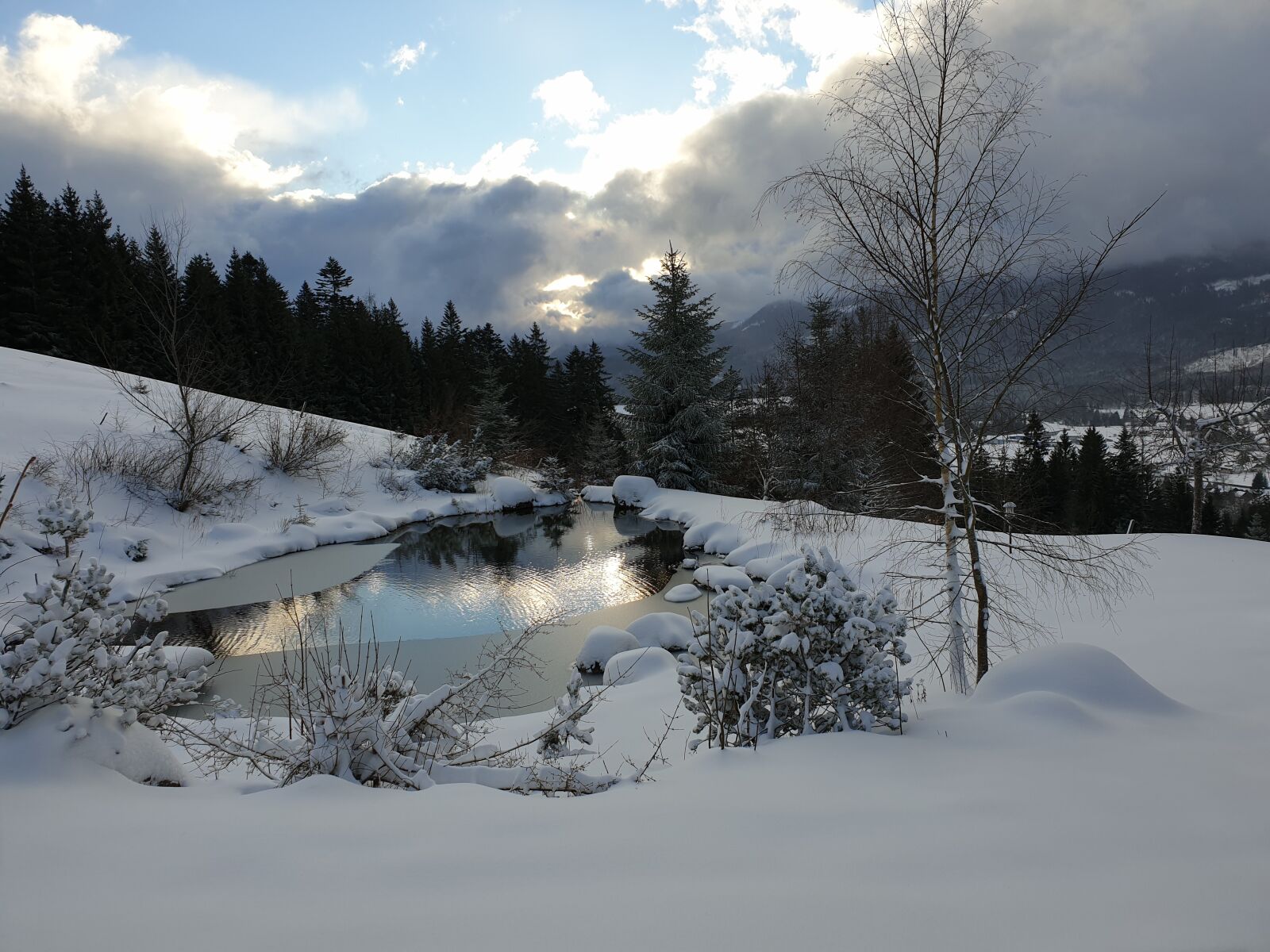 Samsung Galaxy S9 sample photo. Winter, landscape, snow photography