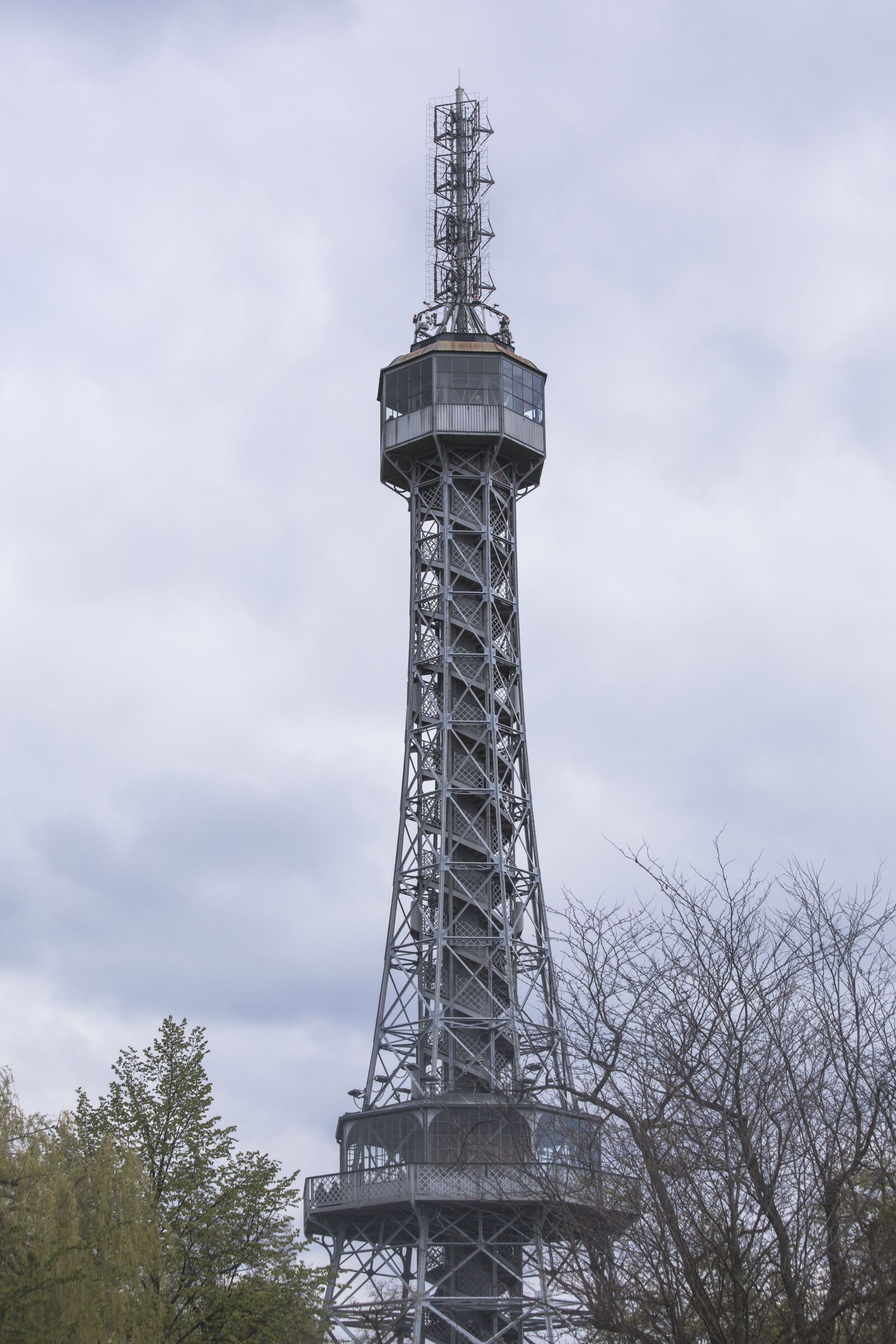 Canon EF 70-300mm F4-5.6 IS USM sample photo. Prague, petrin, view photography