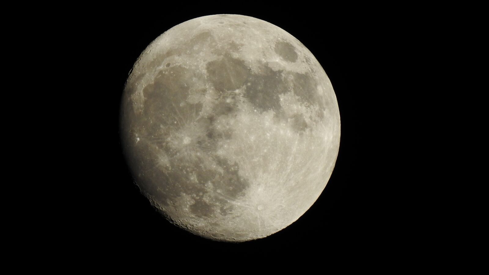 Nikon Coolpix P900 sample photo. Moon, night, sky photography