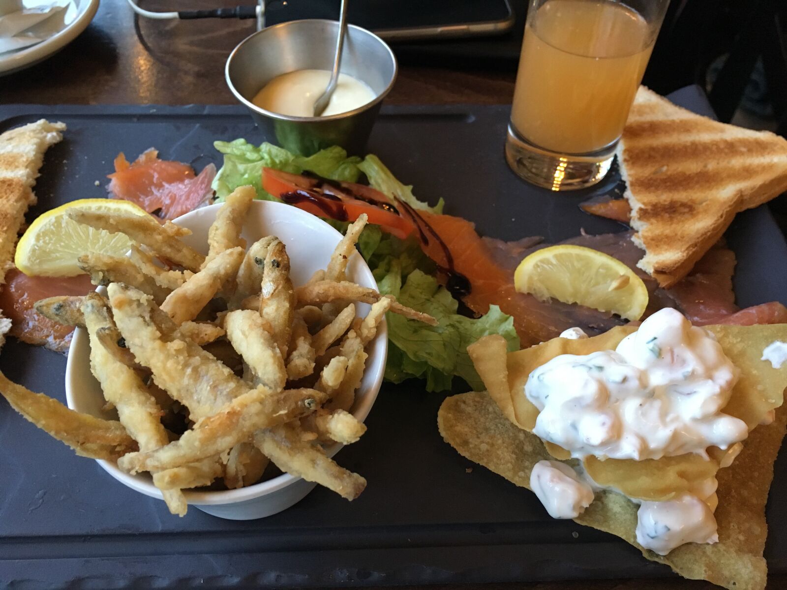 iPhone 6s back camera 4.15mm f/2.2 sample photo. Food, lunch, fish photography
