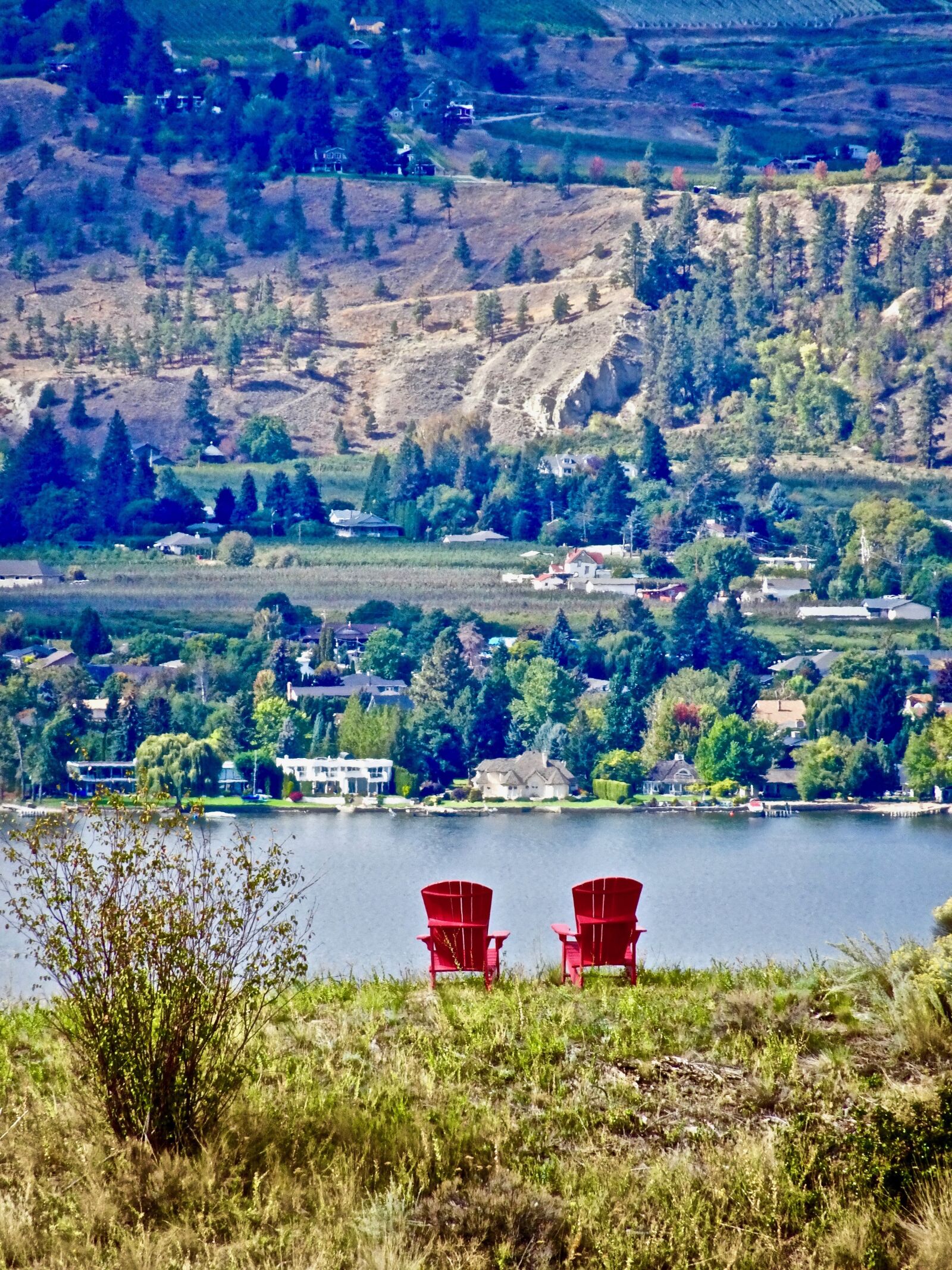 Sony Cyber-shot DSC-HX90V sample photo. Chairs, outlook, view photography