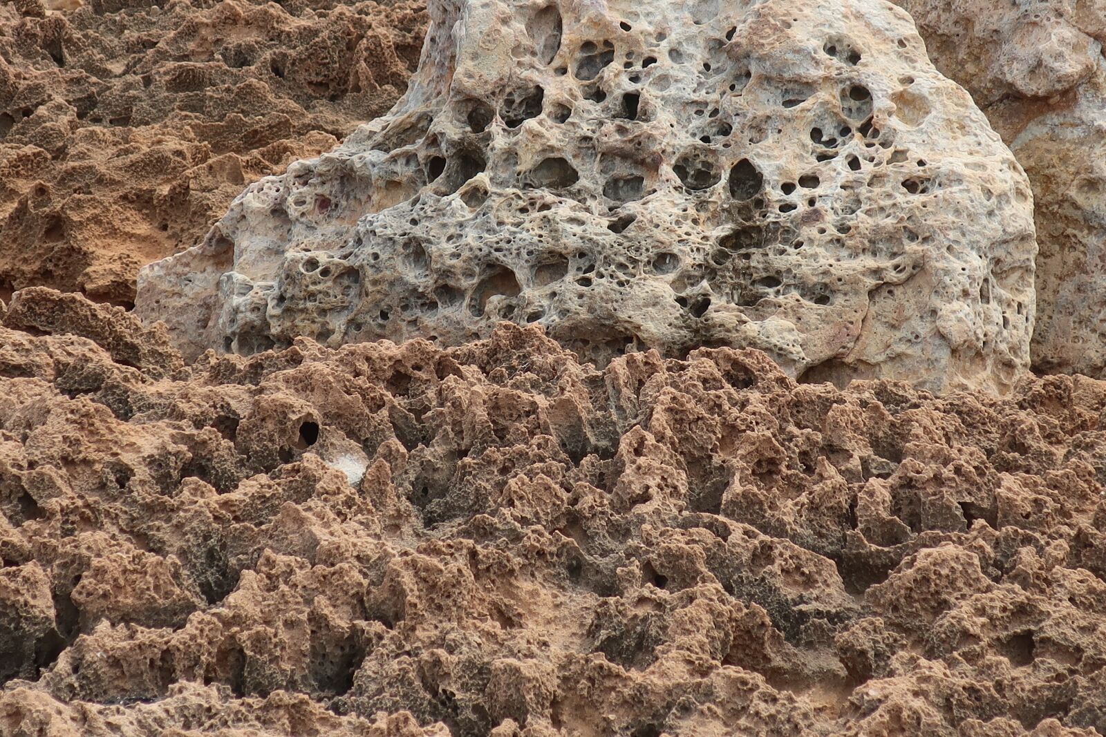Canon PowerShot G9 X Mark II sample photo. Rocks, erosion, sea photography