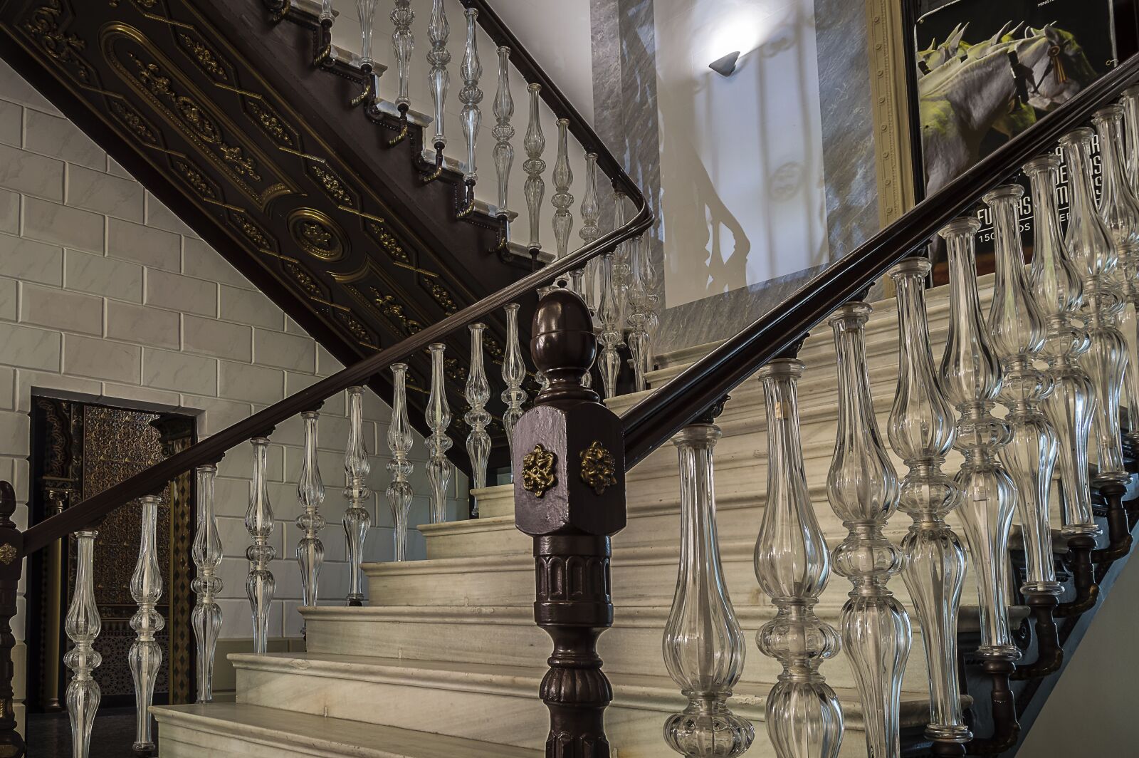 Nikon D3200 sample photo. Ladder, handrail, glass photography