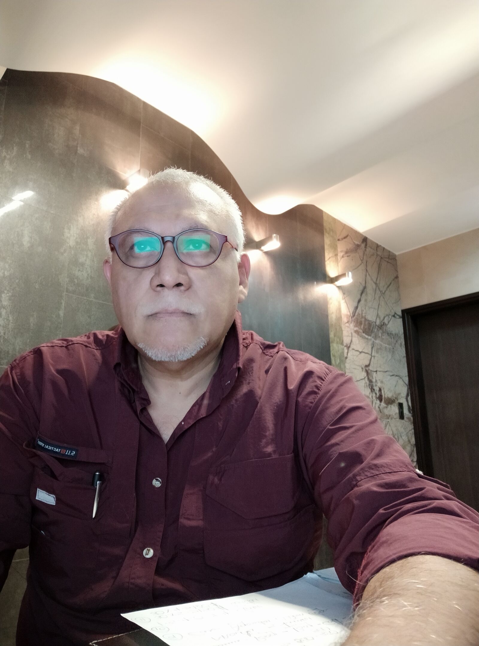 Xiaomi Redmi Note 7 sample photo. Consultant, software, technology photography