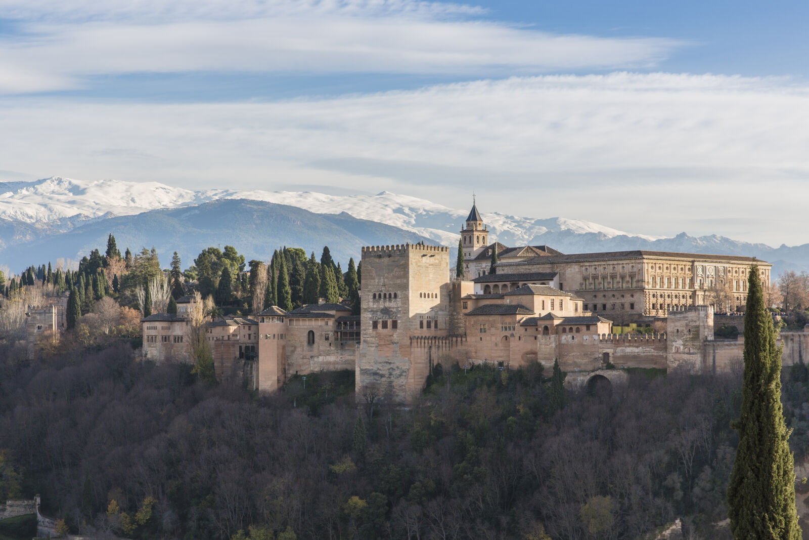 Canon EF 24-70mm F2.8L II USM sample photo. Europe, old, castle, spain photography