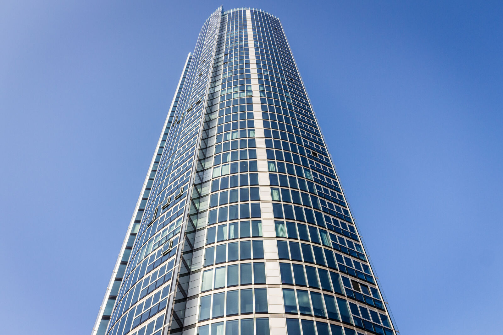 Canon EOS 700D (EOS Rebel T5i / EOS Kiss X7i) sample photo. Architectural, design, architecture, building photography