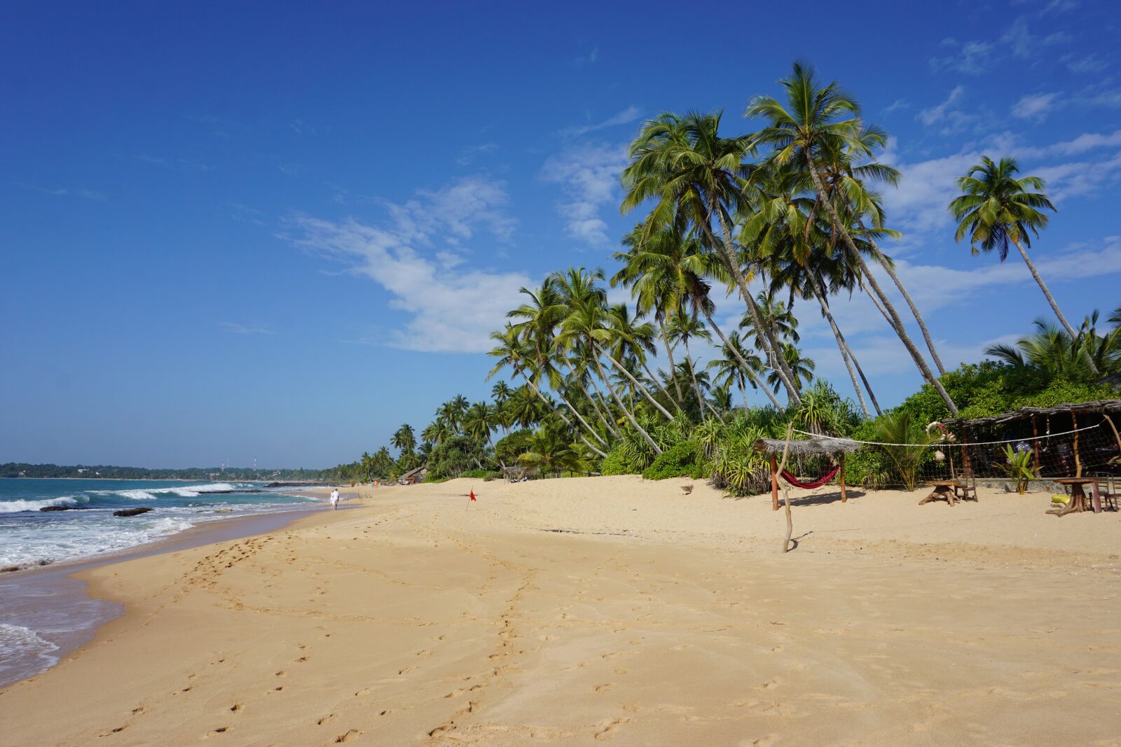 Sony a6000 sample photo. Beach, sand, tropical photography