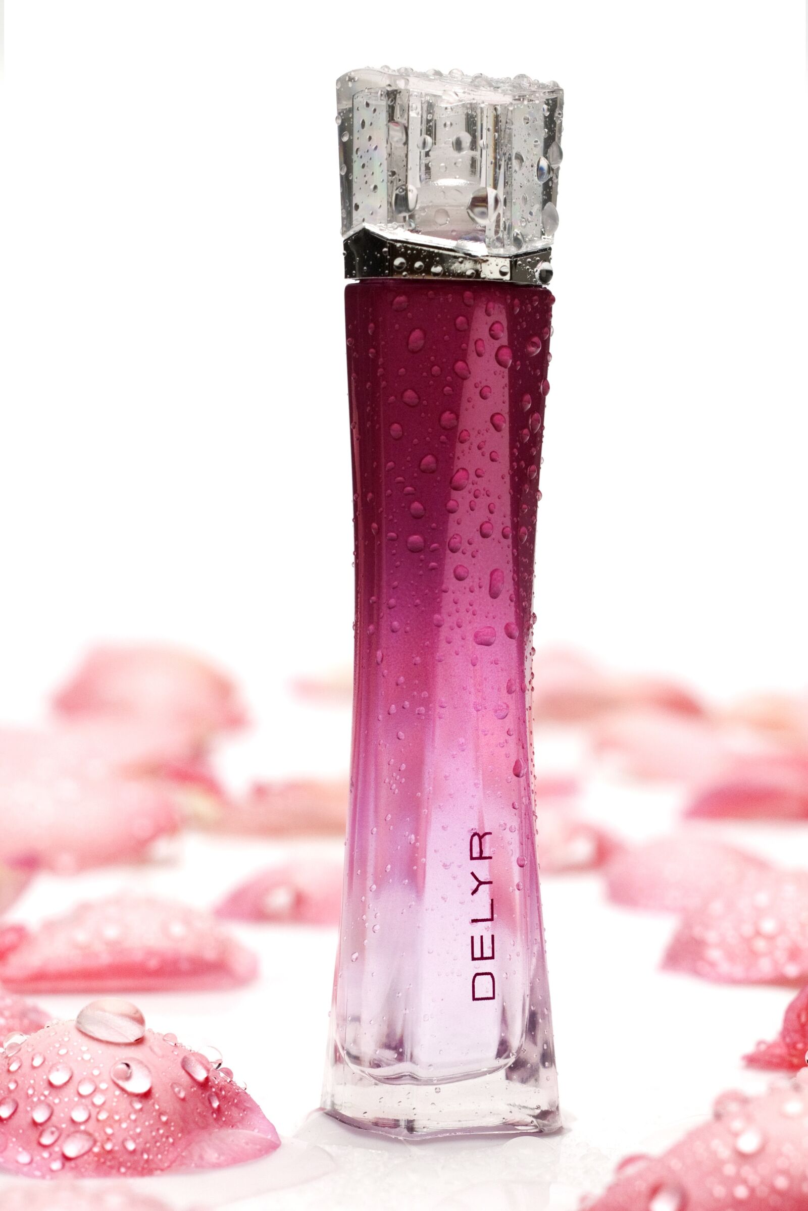 Canon EOS 500D (EOS Rebel T1i / EOS Kiss X3) sample photo. Perfume, rosa, fragrance photography