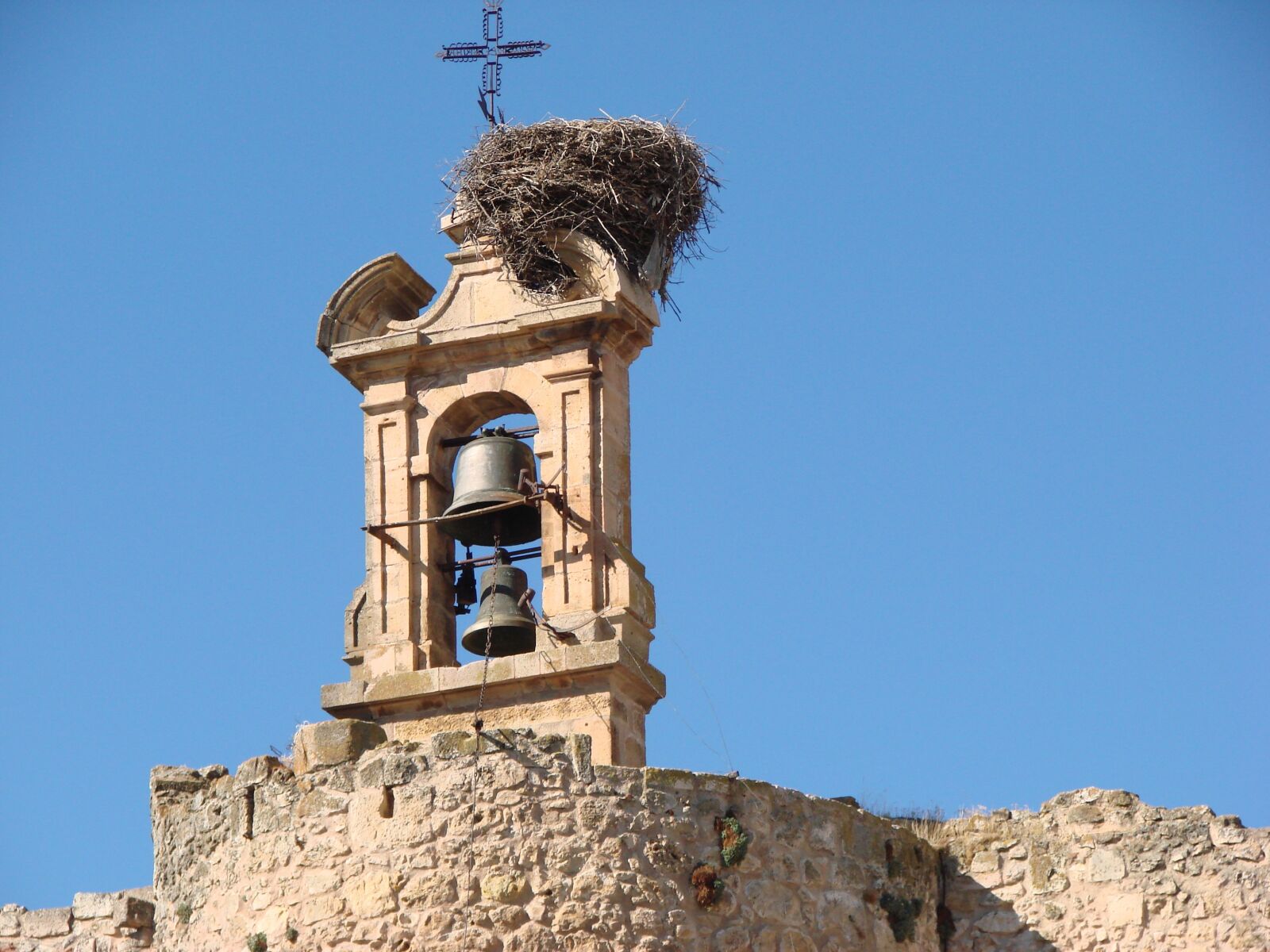 Sony DSC-H5 sample photo. Bell tower, stork nest photography