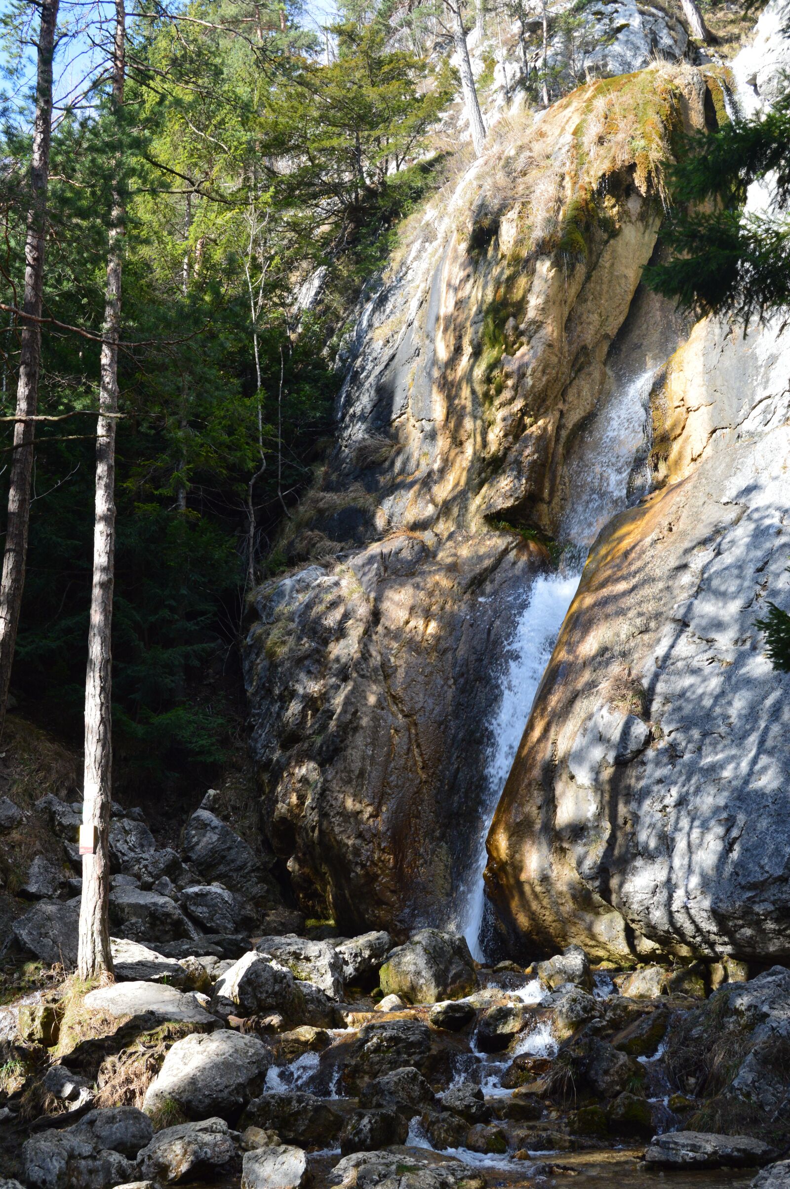 Nikon D3200 sample photo. Waterfall, water, rock photography