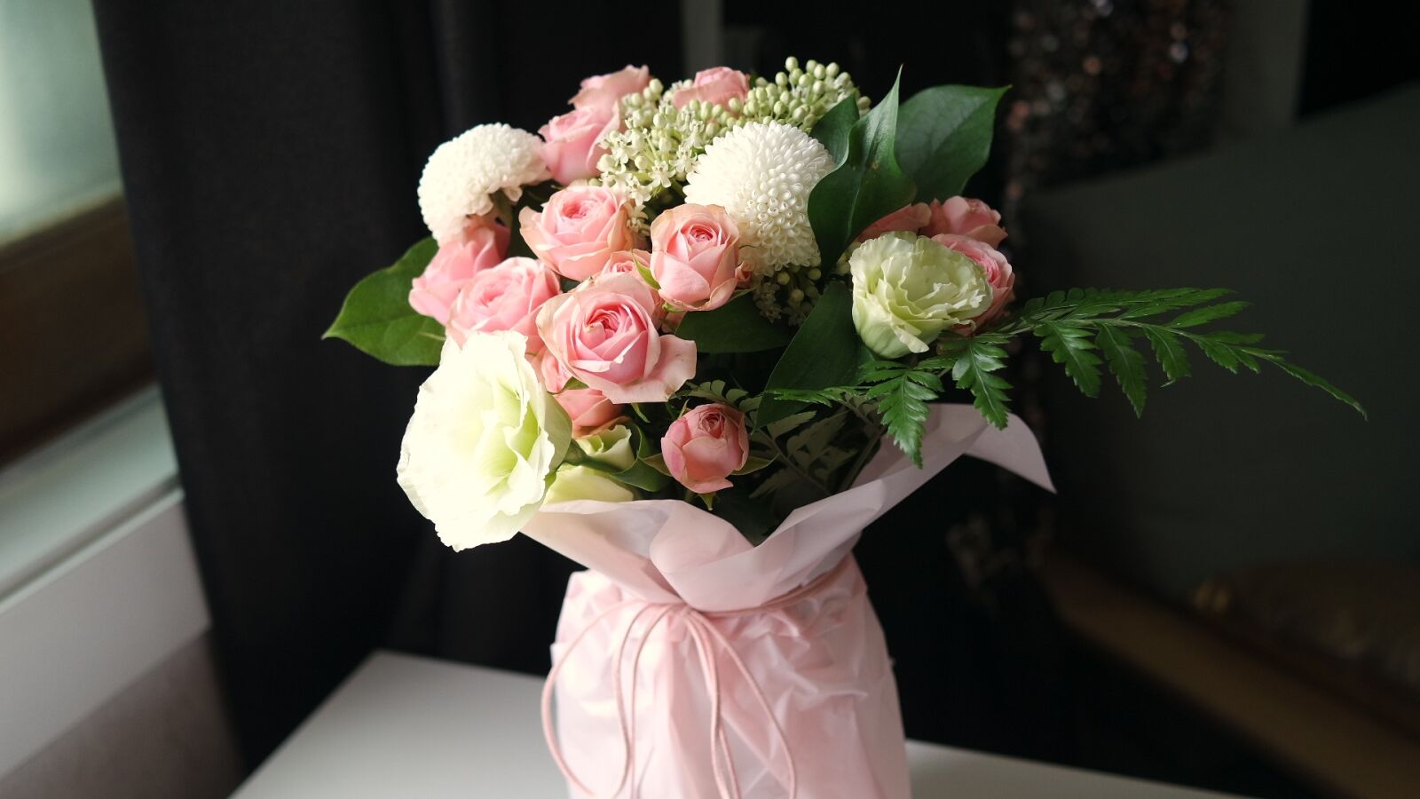 Samsung NX mini sample photo. Flowers, bouquet, rose photography