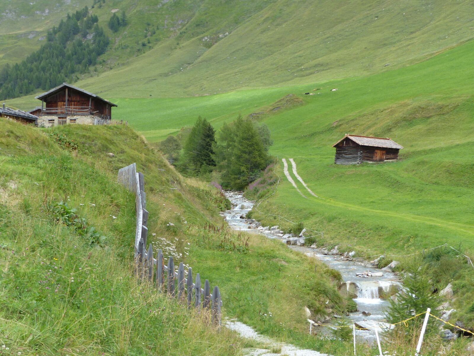 Panasonic Lumix DMC-FZ200 sample photo. Bach, mountains, south tyrol photography