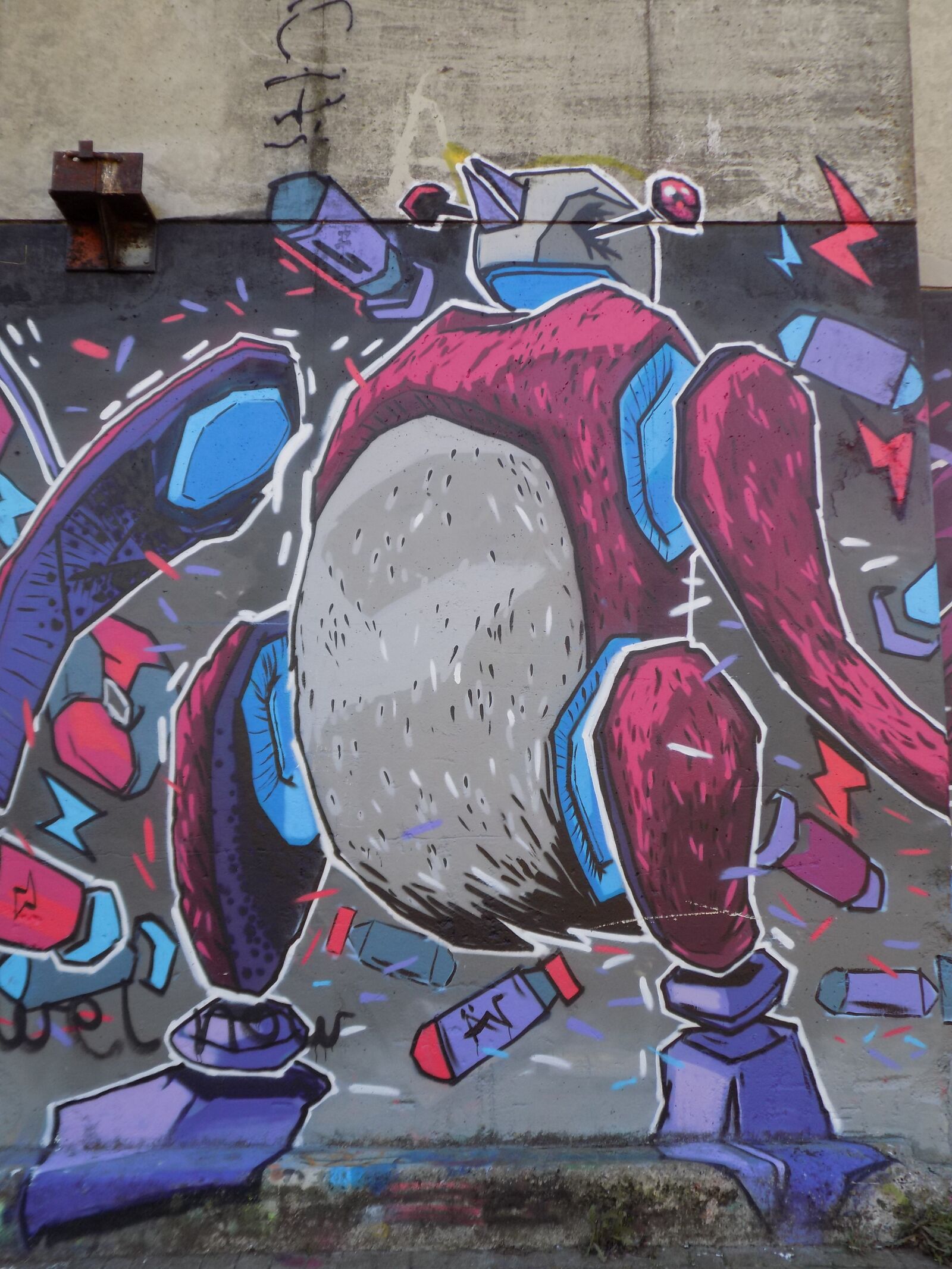 Nikon COOLPIX L340 sample photo. Graffiti, art, sprayer photography