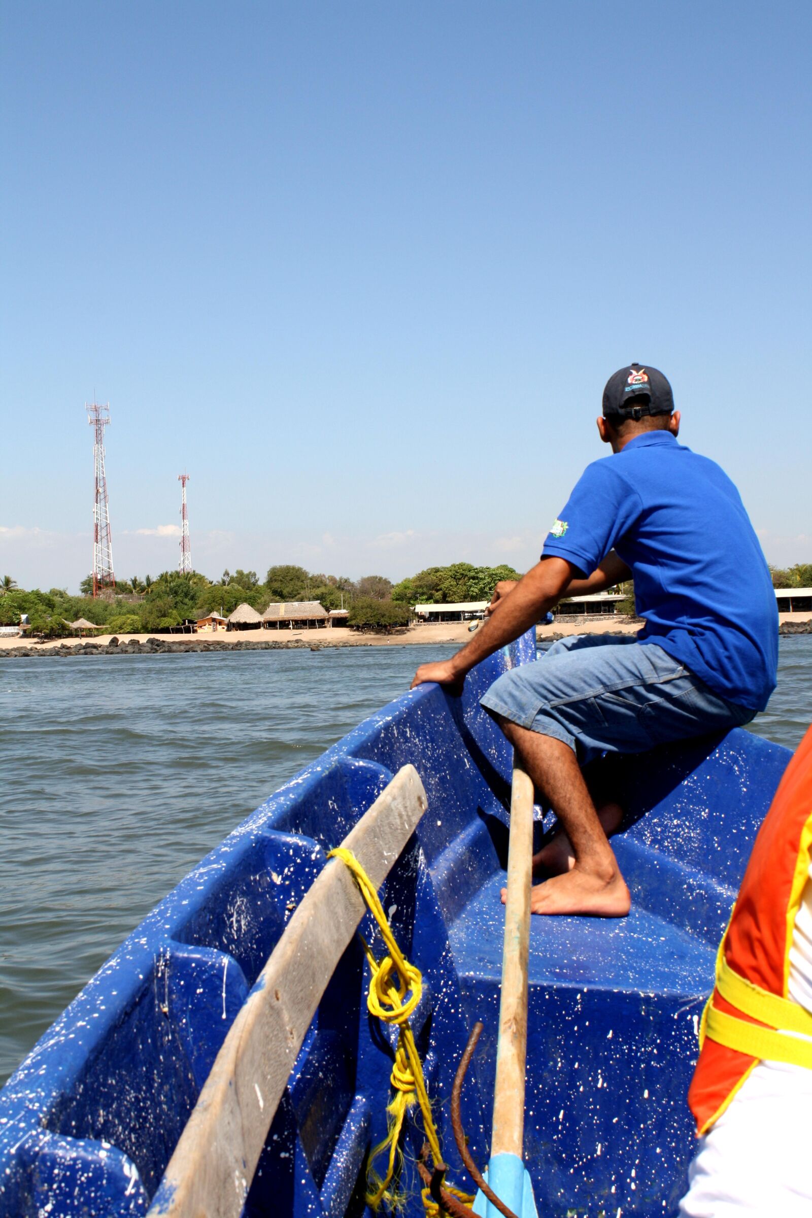 Canon EOS 1000D (EOS Digital Rebel XS / EOS Kiss F) sample photo. San san salvador, marine photography
