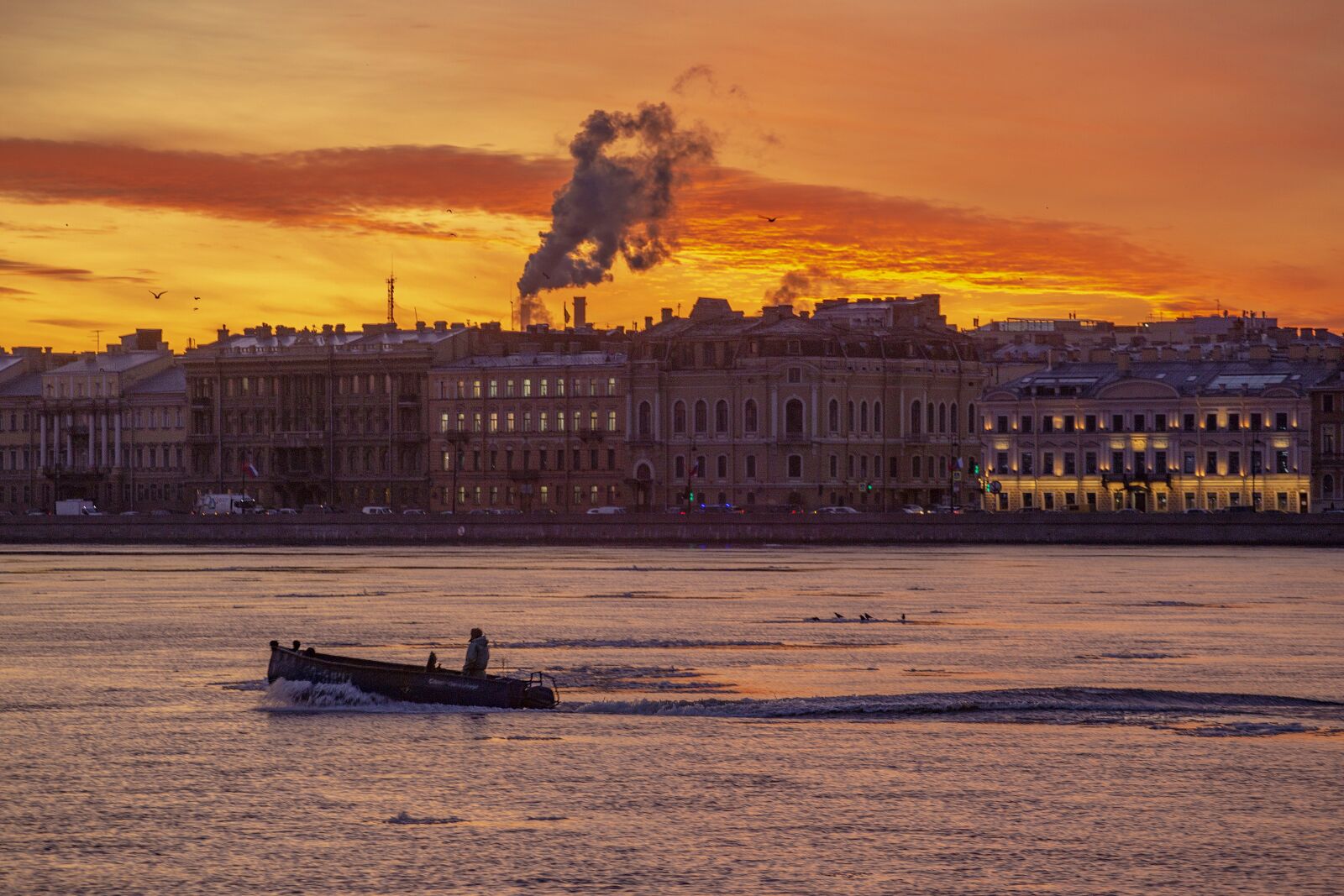 Canon EOS 6D + Canon EF 70-200mm F4L USM sample photo. St petersburg, russia, city photography