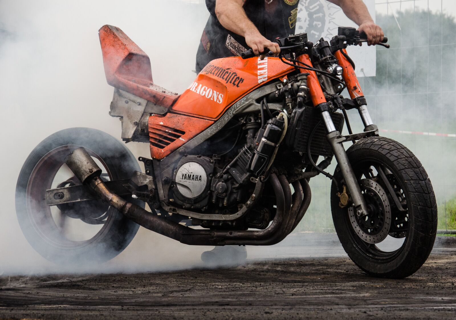 Nikon D5100 sample photo. Motorcycle, gas, speed photography