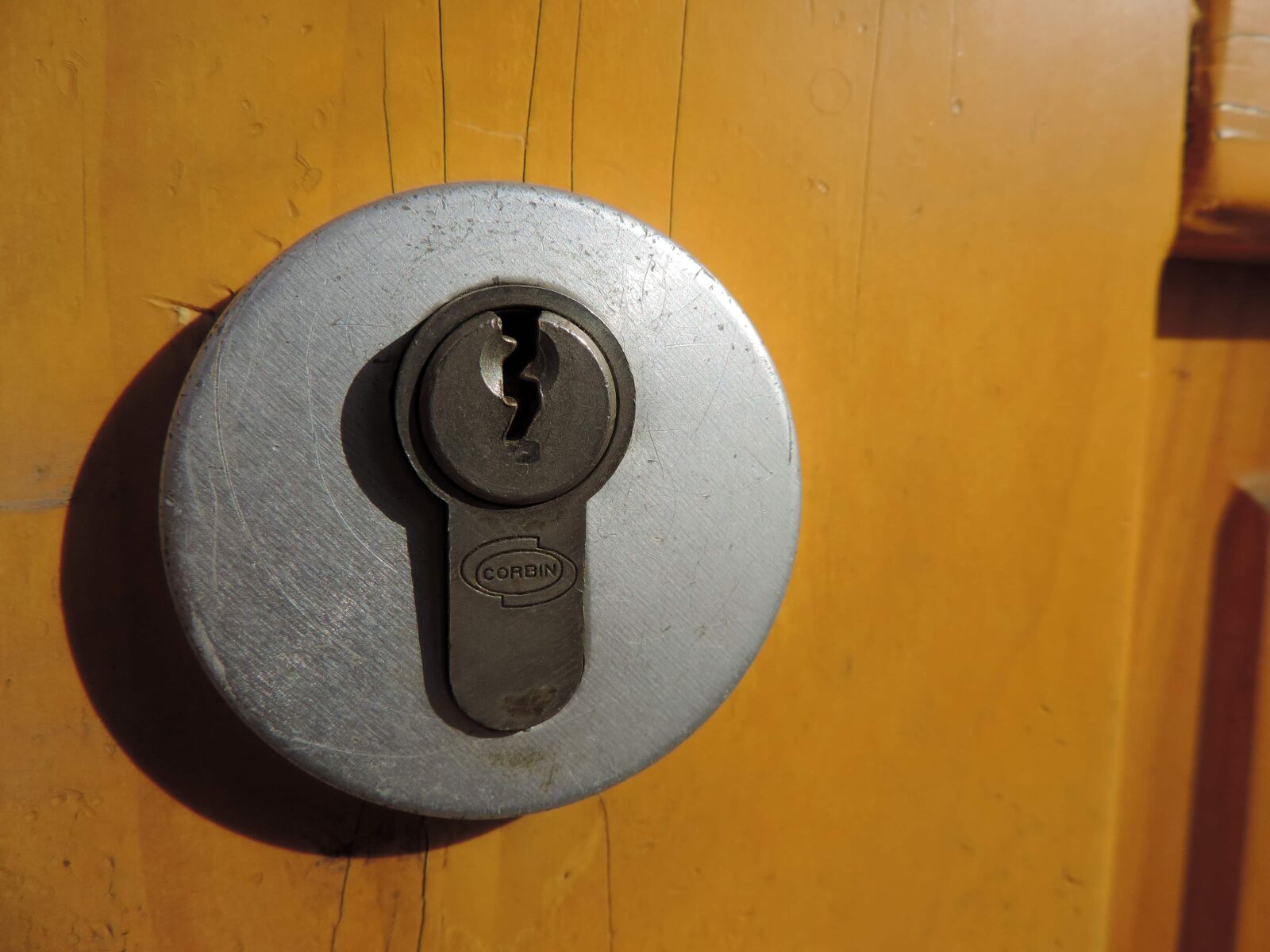 Nikon Coolpix P520 sample photo. Door, lock, security, safety photography