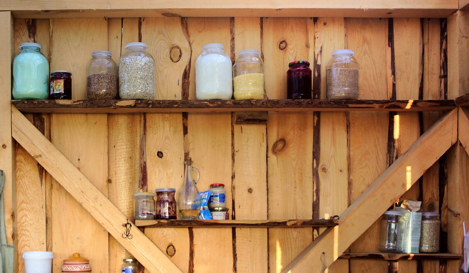 Canon EOS 600D (Rebel EOS T3i / EOS Kiss X5) sample photo. Bank, bottle, food photography