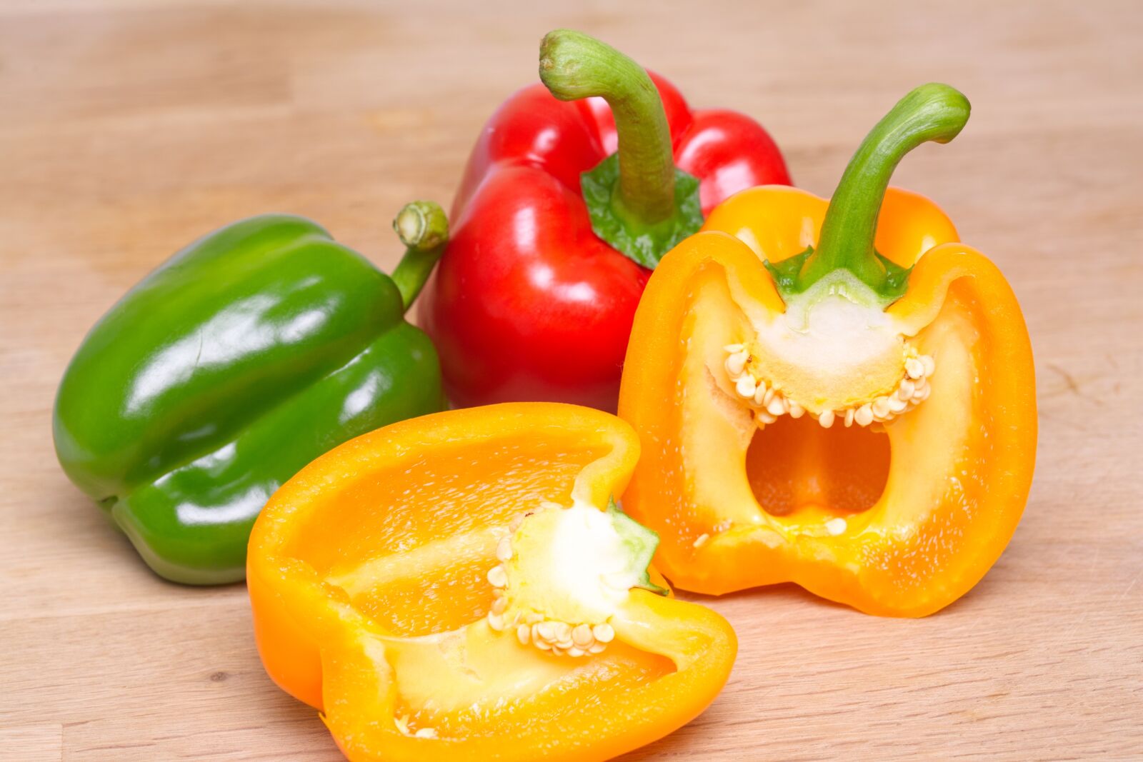 Canon EOS 5D sample photo. Fresh, peppers, vitamin photography