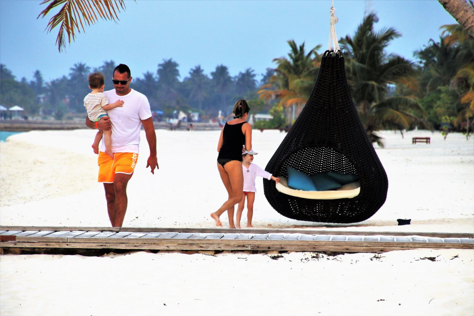 Canon EOS 80D sample photo. Family, maldives, relax photography