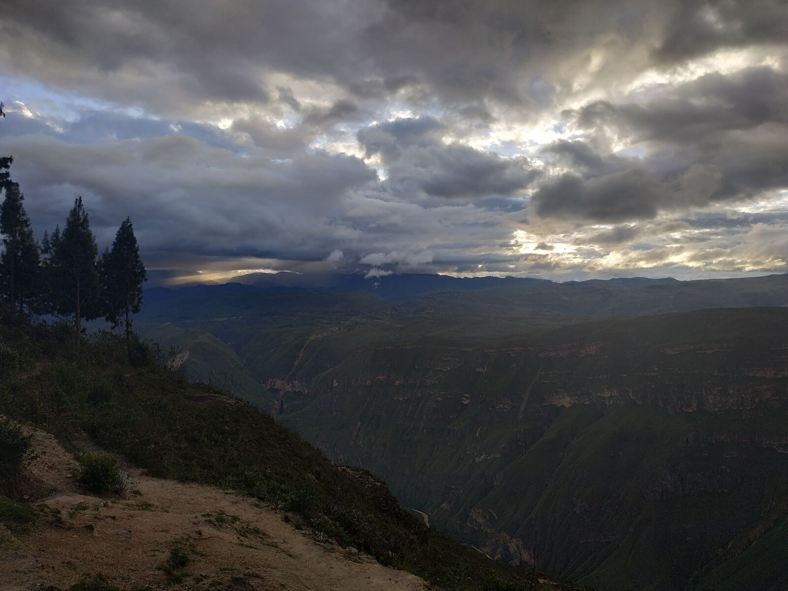 Xiaomi Redmi Note 5 sample photo. Cerro, chachapoyas, amazonas photography